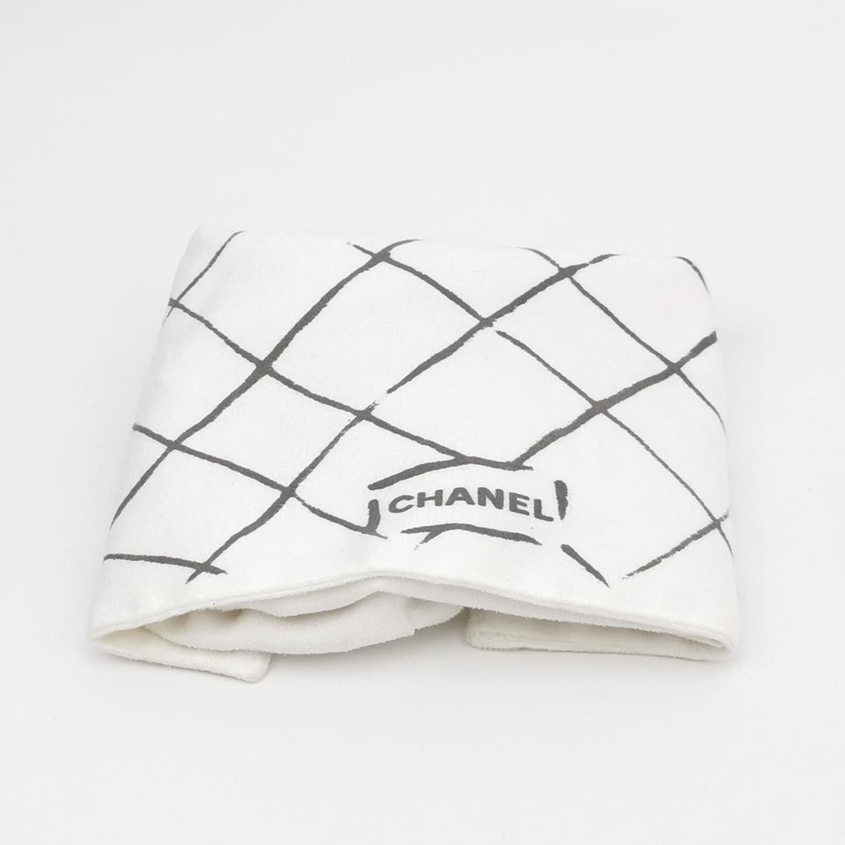 Chanel Chanel Women os Clutches Size ONE SIZE - 8 Thumbnail