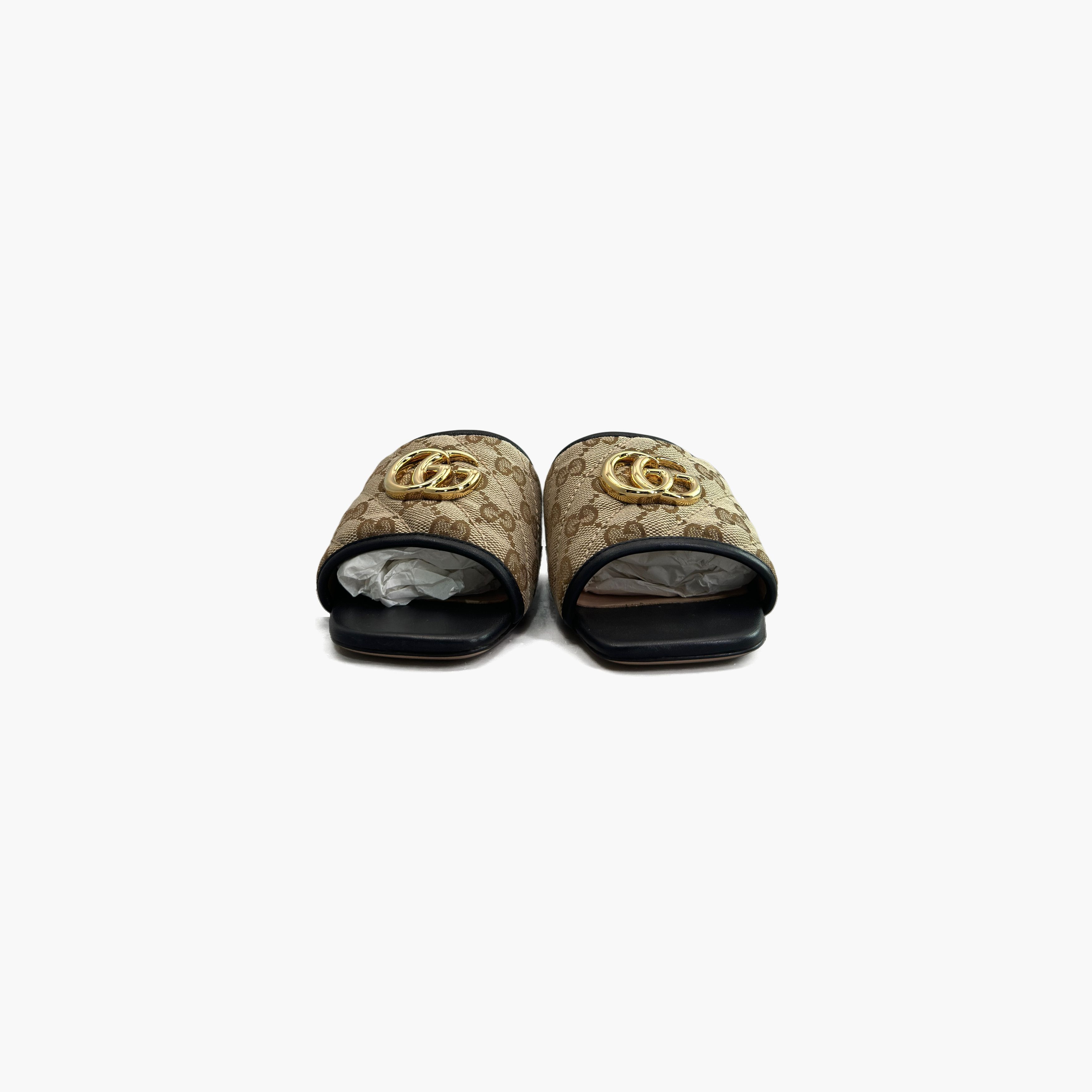 Gucci Gucci GG Canvas Slide Sandals Size 34.5 Size US 4.5 / IT 34.5 - 5 Thumbnail