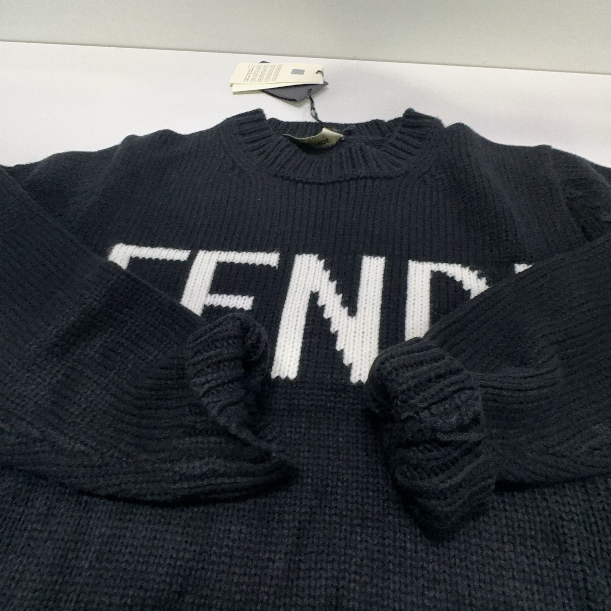Fendi Fendi Logo Wool Sweater Size S Size US S / EU 44-46 / 1 - 6 Thumbnail