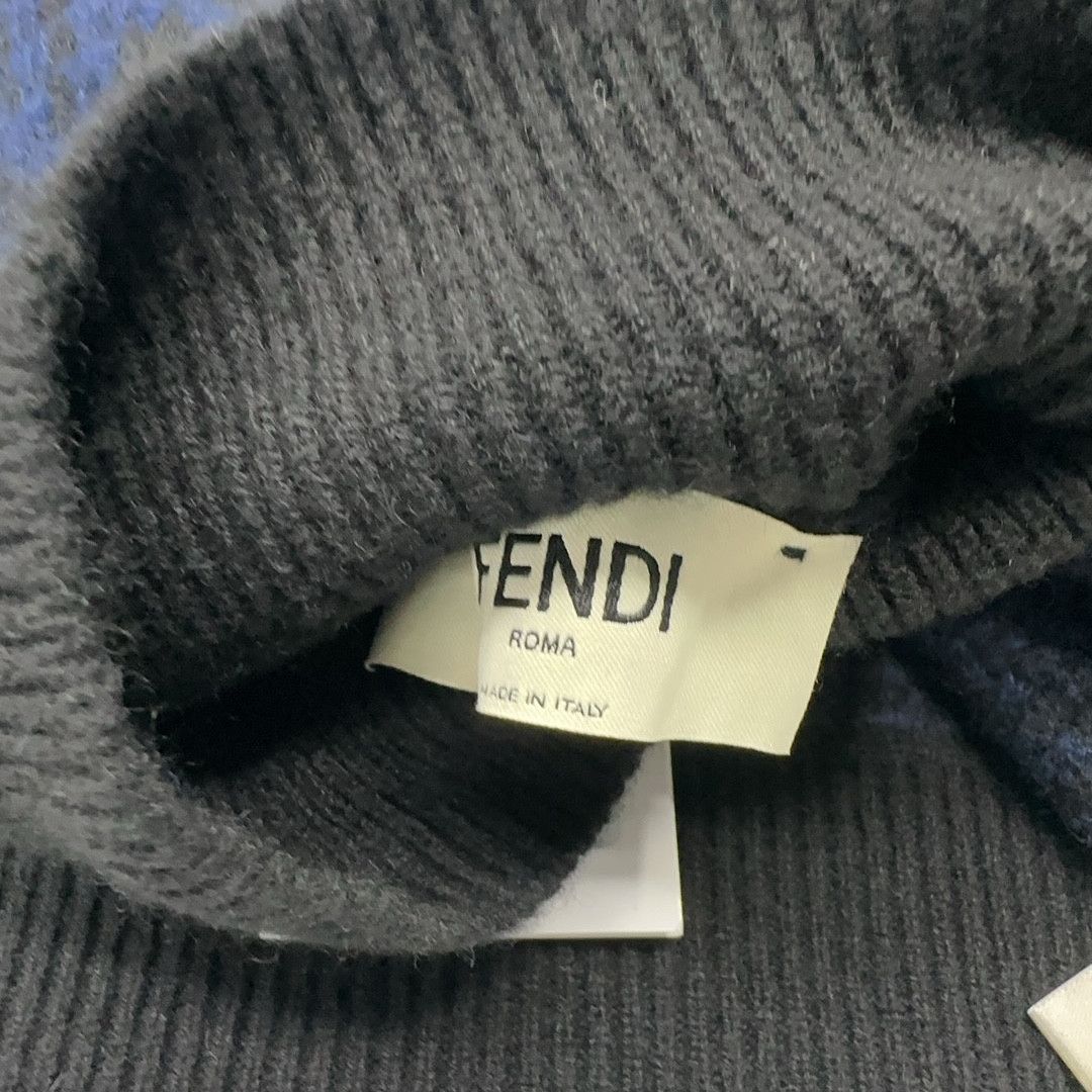 Fendi Fendi FF Pattern Cashmere Sweater Size IT 38 Size XS / US 0-2 / IT 36-38 - 5 Thumbnail