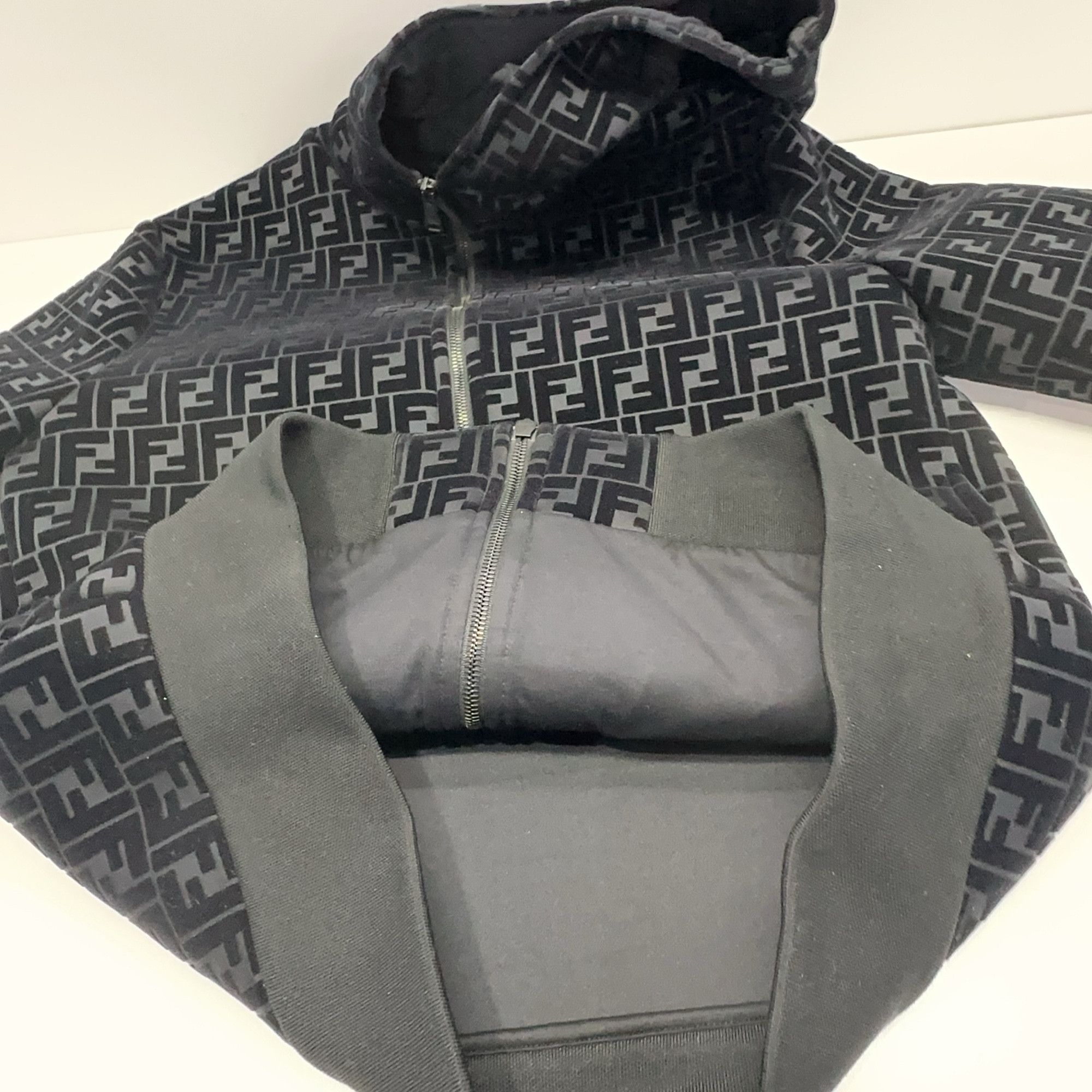 Fendi Fendi FF Logo Zip-Up Hoodie Size M Size US M / EU 48-50 / 2 - 7 Thumbnail