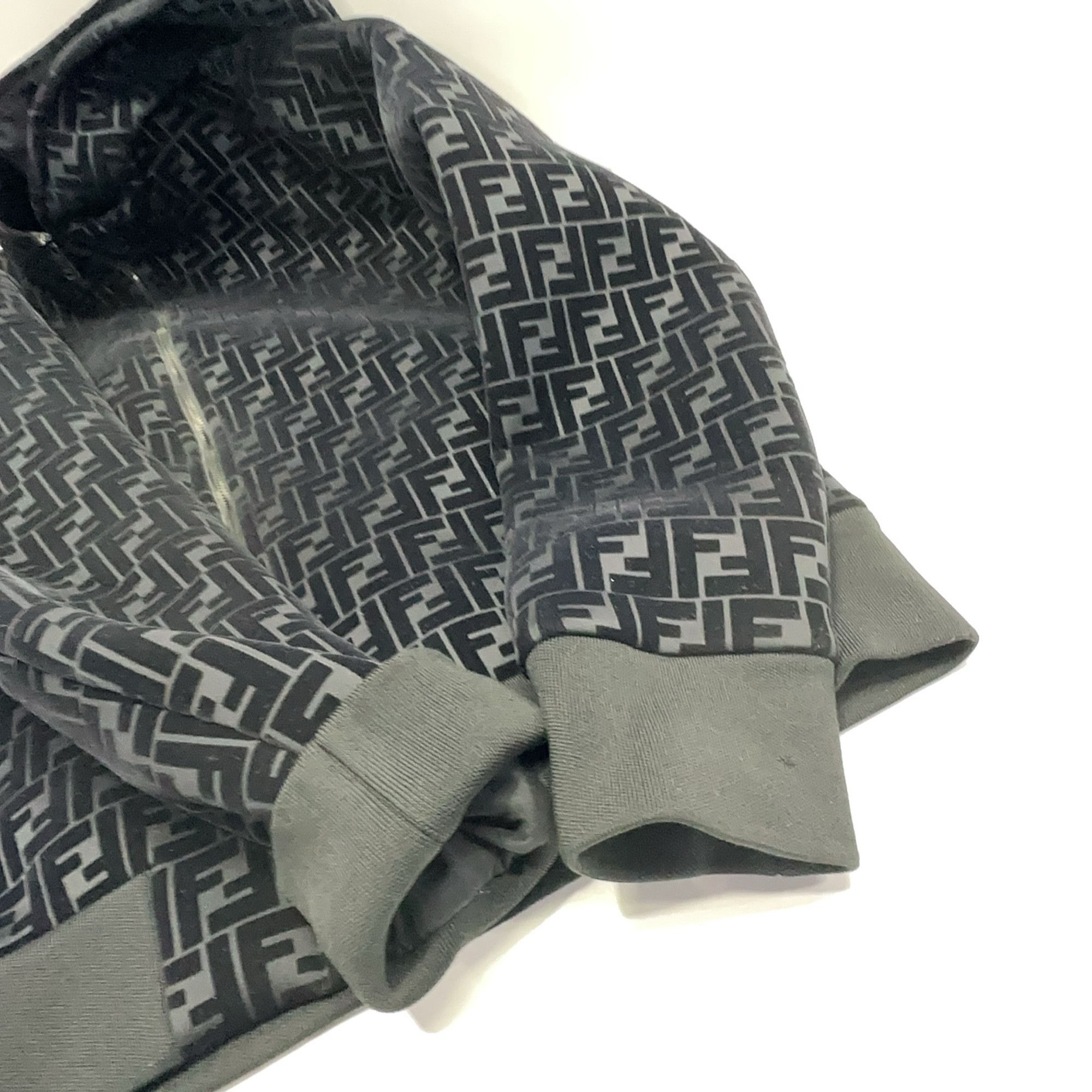 Fendi Fendi FF Logo Zip-Up Hoodie Size M Size US M / EU 48-50 / 2 - 8 Thumbnail