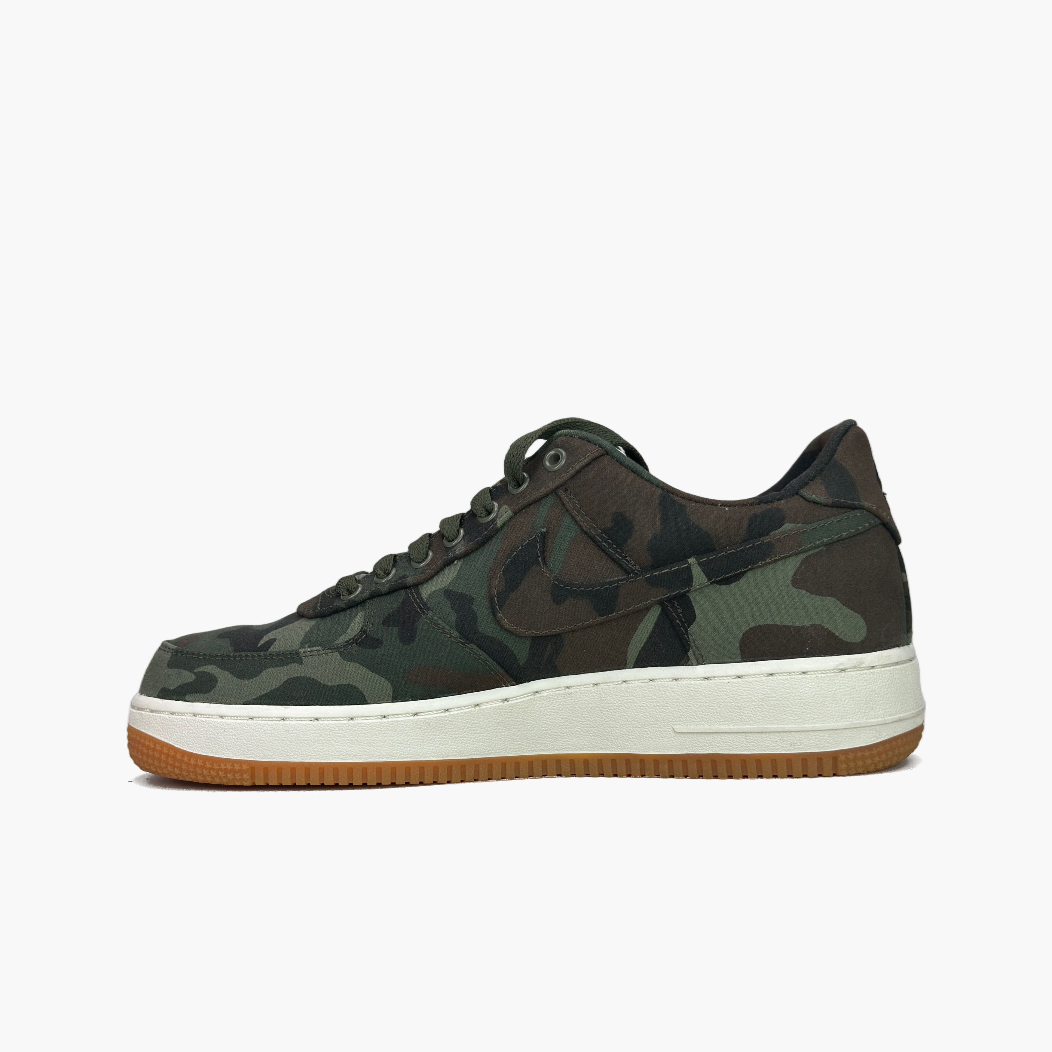Nike Supreme x Nike Air Force 1 Camo Low-Top Sneakers US 9.5 Size US 10 / EU 43 - 3 Thumbnail