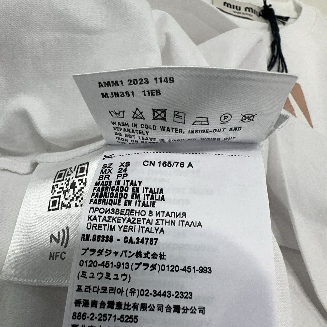 Miu Miu Miu Miu Logo T-Shirt Size XS Size XS / US 0-2 / IT 36-38 - 4 Thumbnail