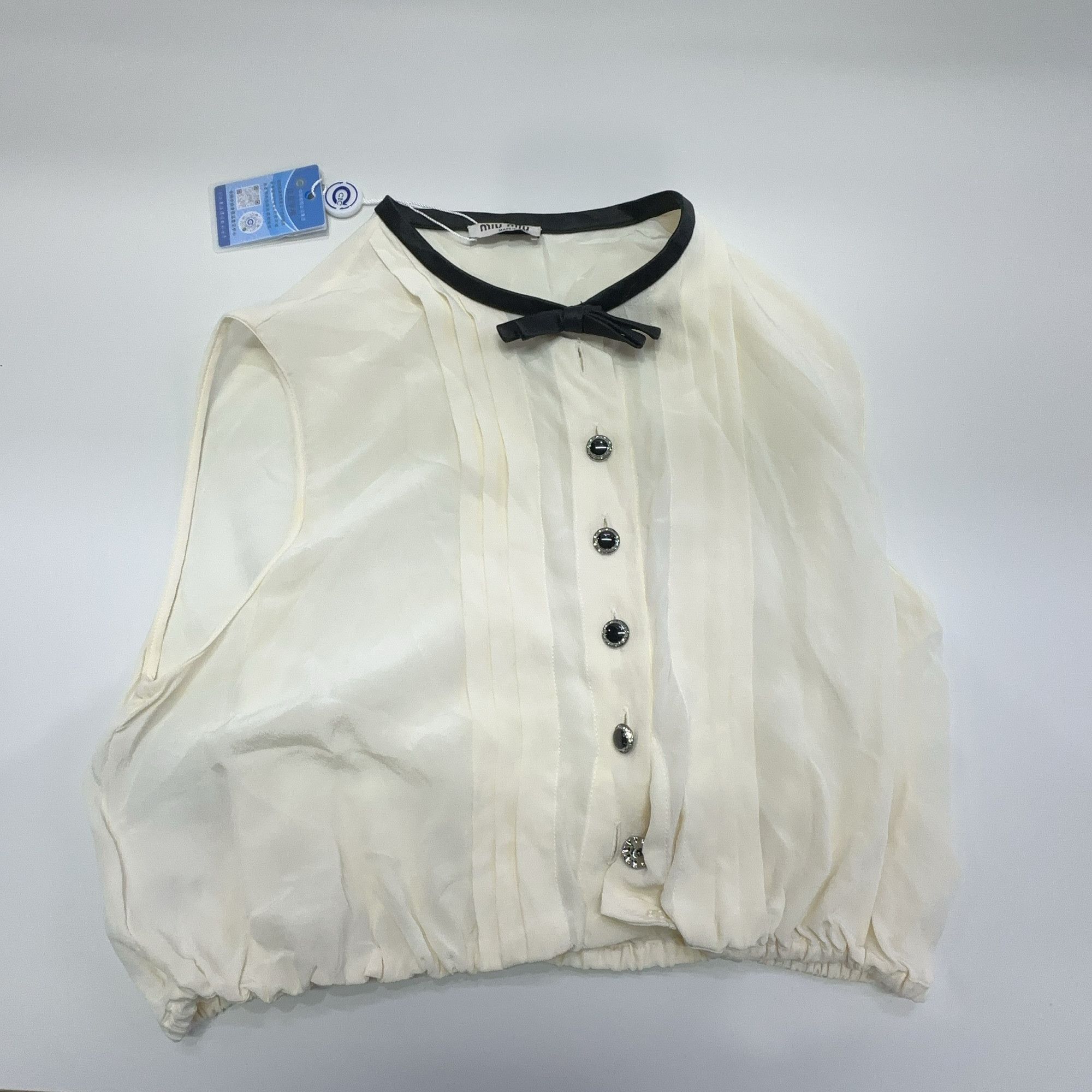Miu Miu Miu Miu Bow Detail Sleeveless Blouse Size 38 Size XS / US 0-2 / IT 36-38 - 10 Thumbnail