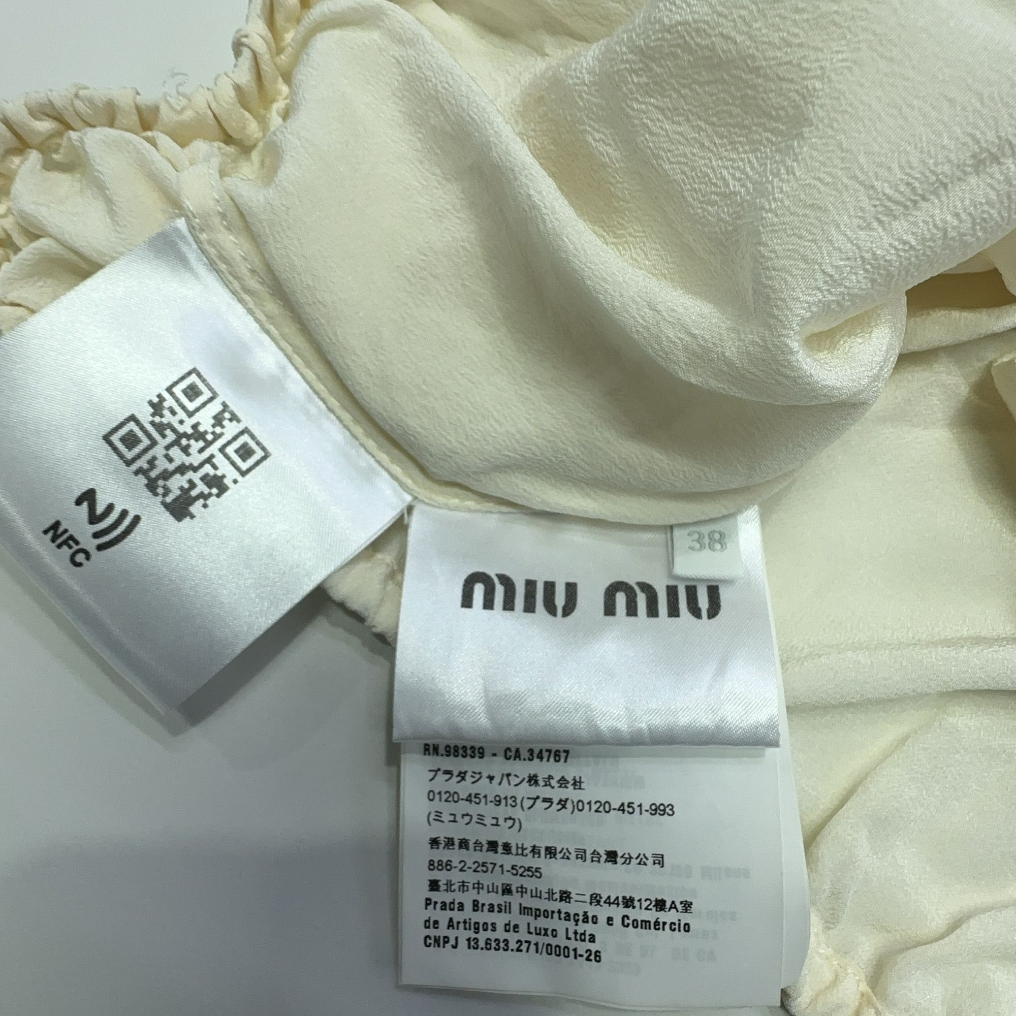 Miu Miu Miu Miu Bow Detail Sleeveless Blouse Size 38 Size XS / US 0-2 / IT 36-38 - 4 Thumbnail