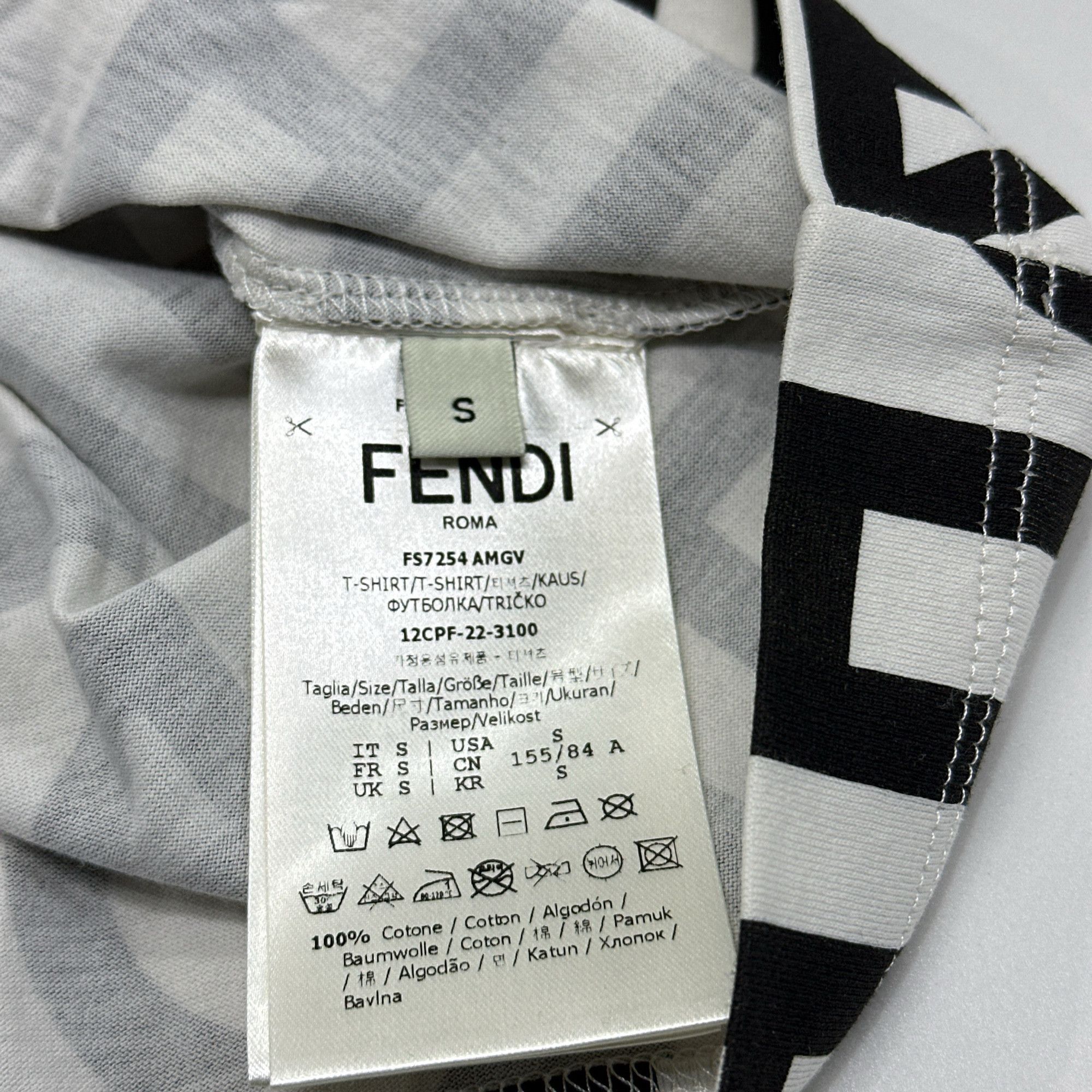 Fendi Fendi x Marc Jacobs Logo T-Shirt Size S Size S / US 4 / IT 40 - 3 Thumbnail