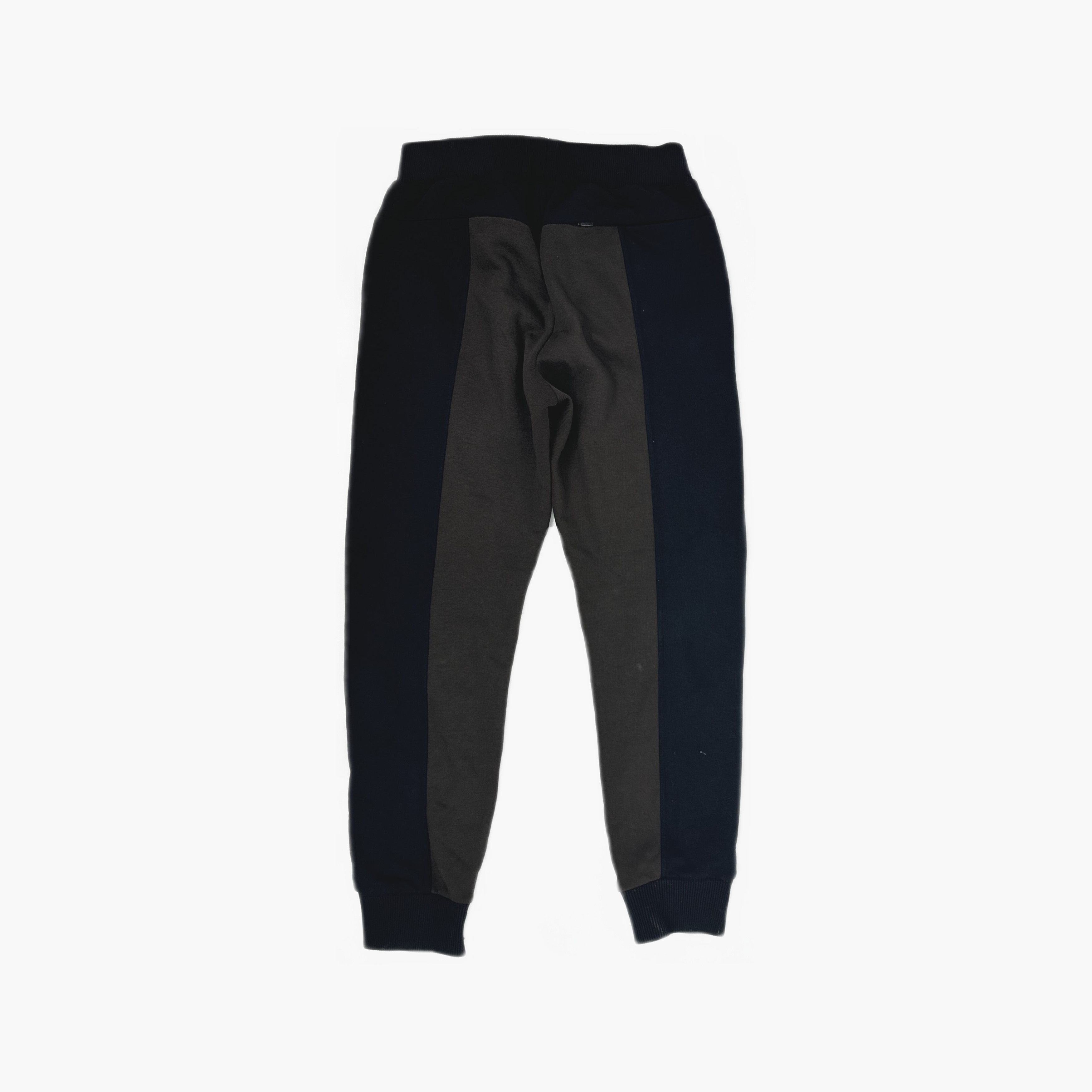Fendi Fendi FF Logo Tape Sweatpants Size S Size US 30 / EU 46 - 2 Thumbnail