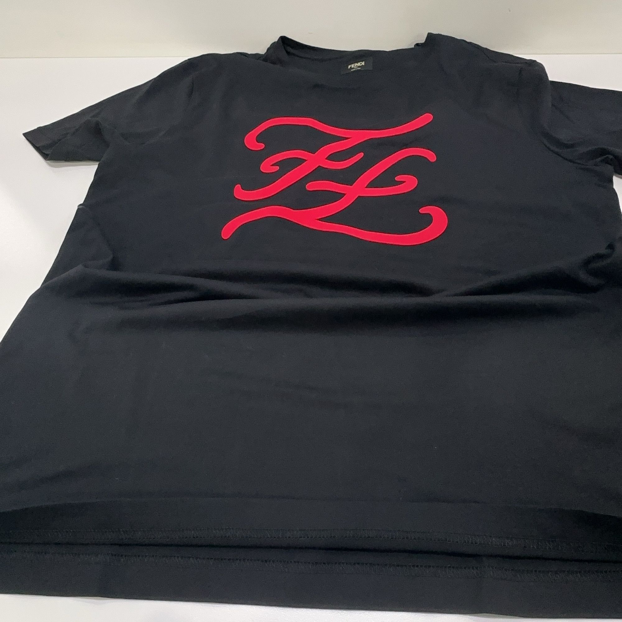 Fendi Fendi Karligraphy Logo T-Shirt Size XL Size US XL / EU 56 / 4 - 8 Thumbnail
