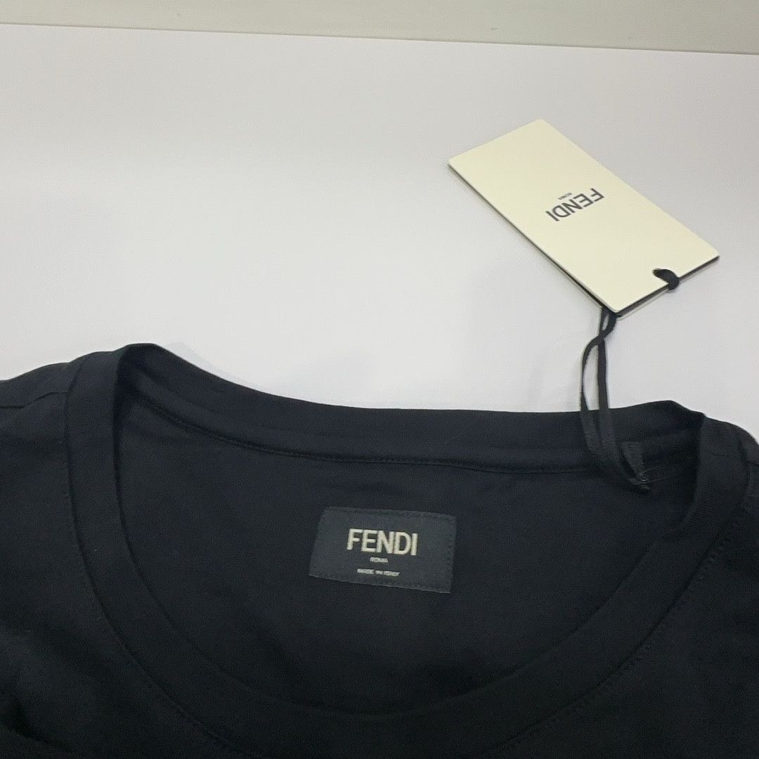 Fendi Fendi Karligraphy Logo T-Shirt Size XL Size US XL / EU 56 / 4 - 5 Thumbnail