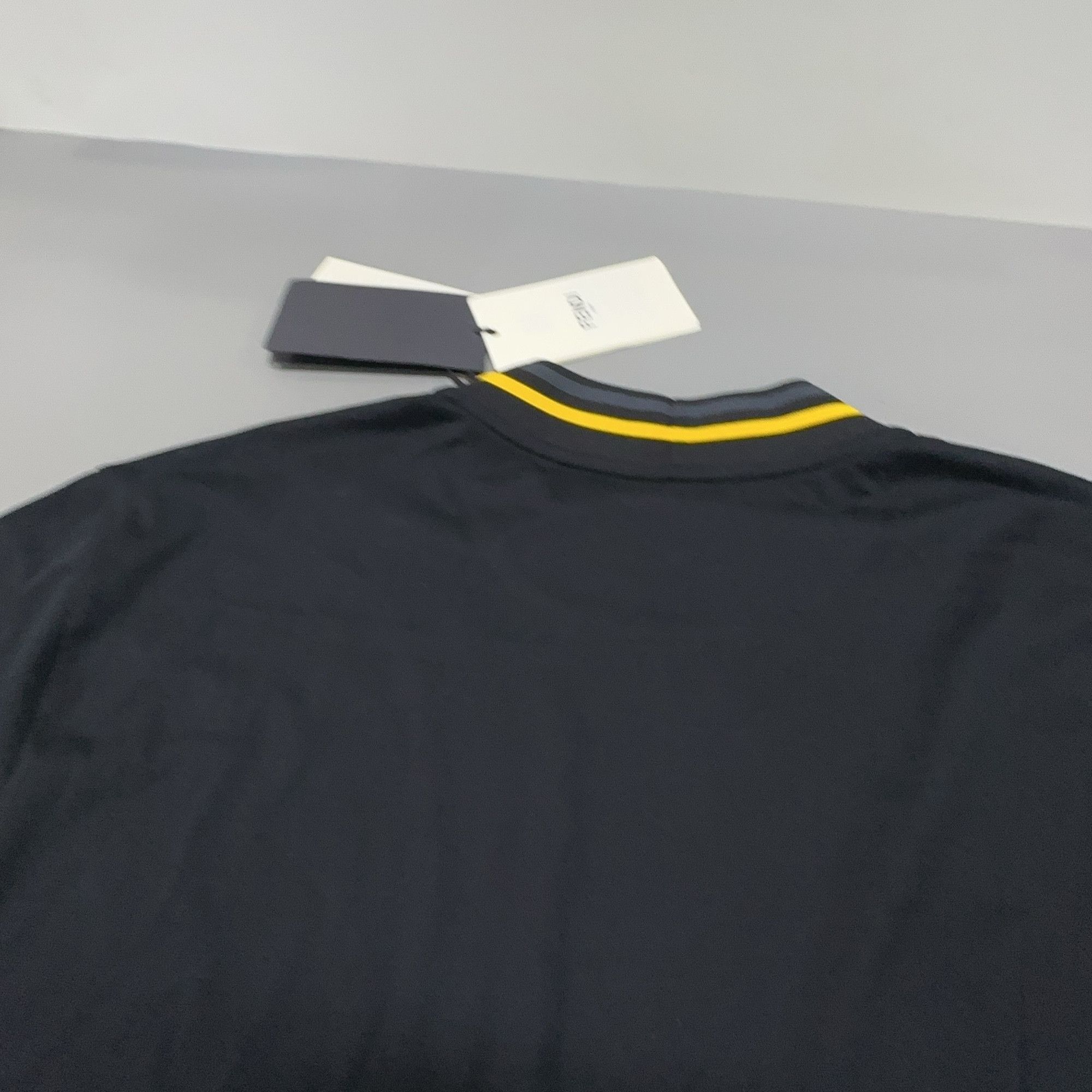 Fendi Fendi Roma Striped Trim T-Shirt Size L Size US L / EU 52-54 / 3 - 10 Thumbnail