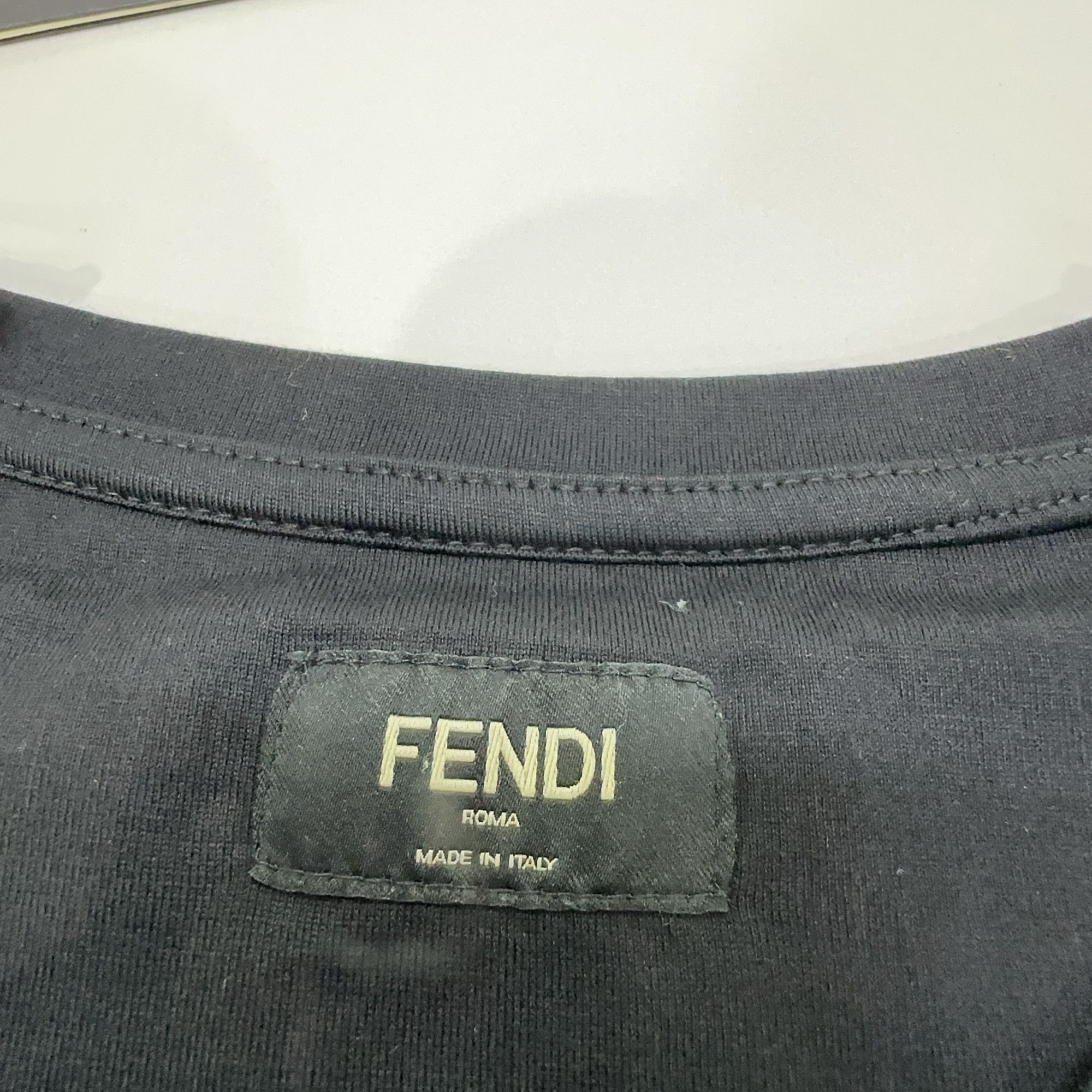 Fendi Fendi Logo Patch T-Shirt Size L Size US L / EU 52-54 / 3 - 6 Thumbnail