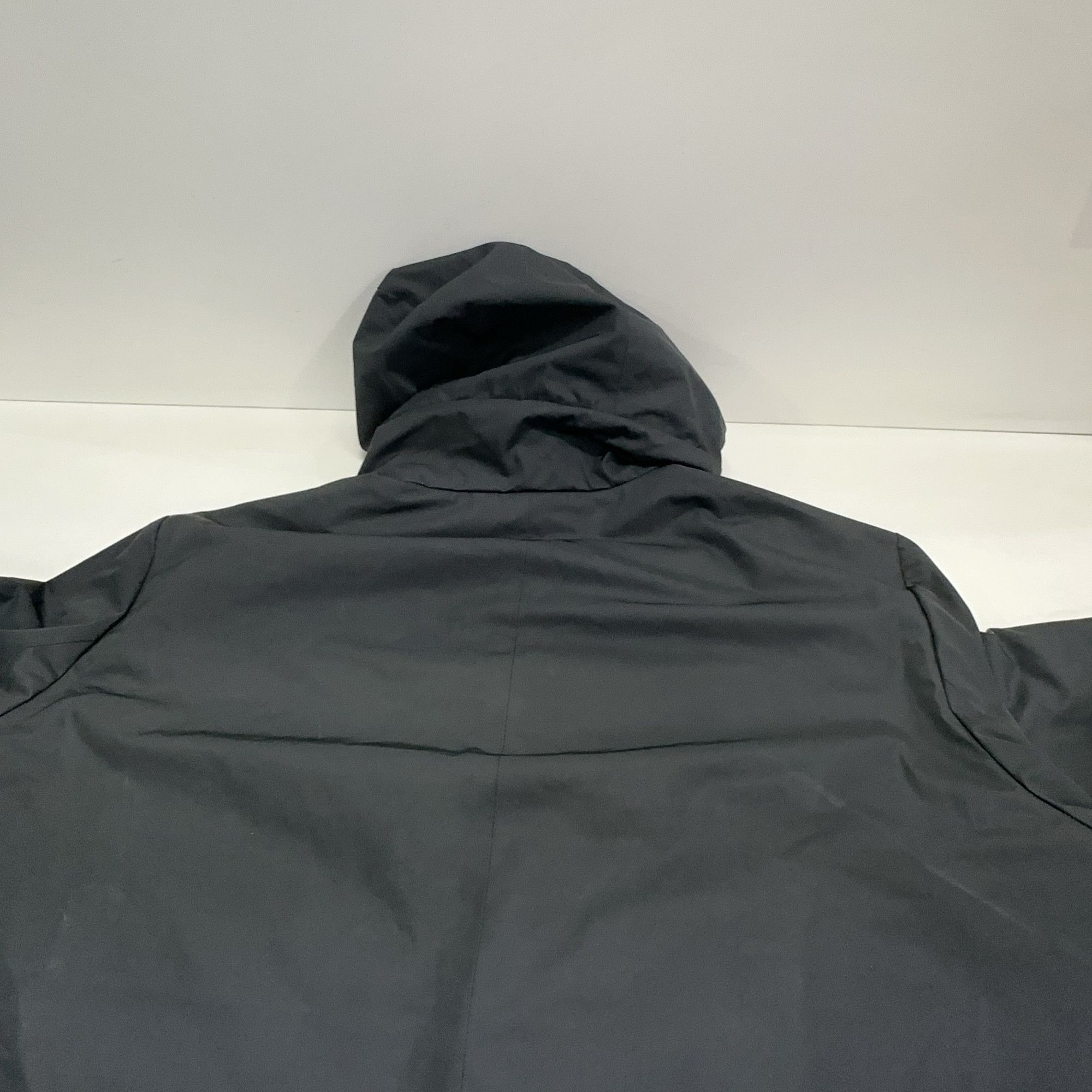 Fendi Fendi Graffiti Print Raincoat Size M Size US M / EU 48-50 / 2 - 17 Thumbnail
