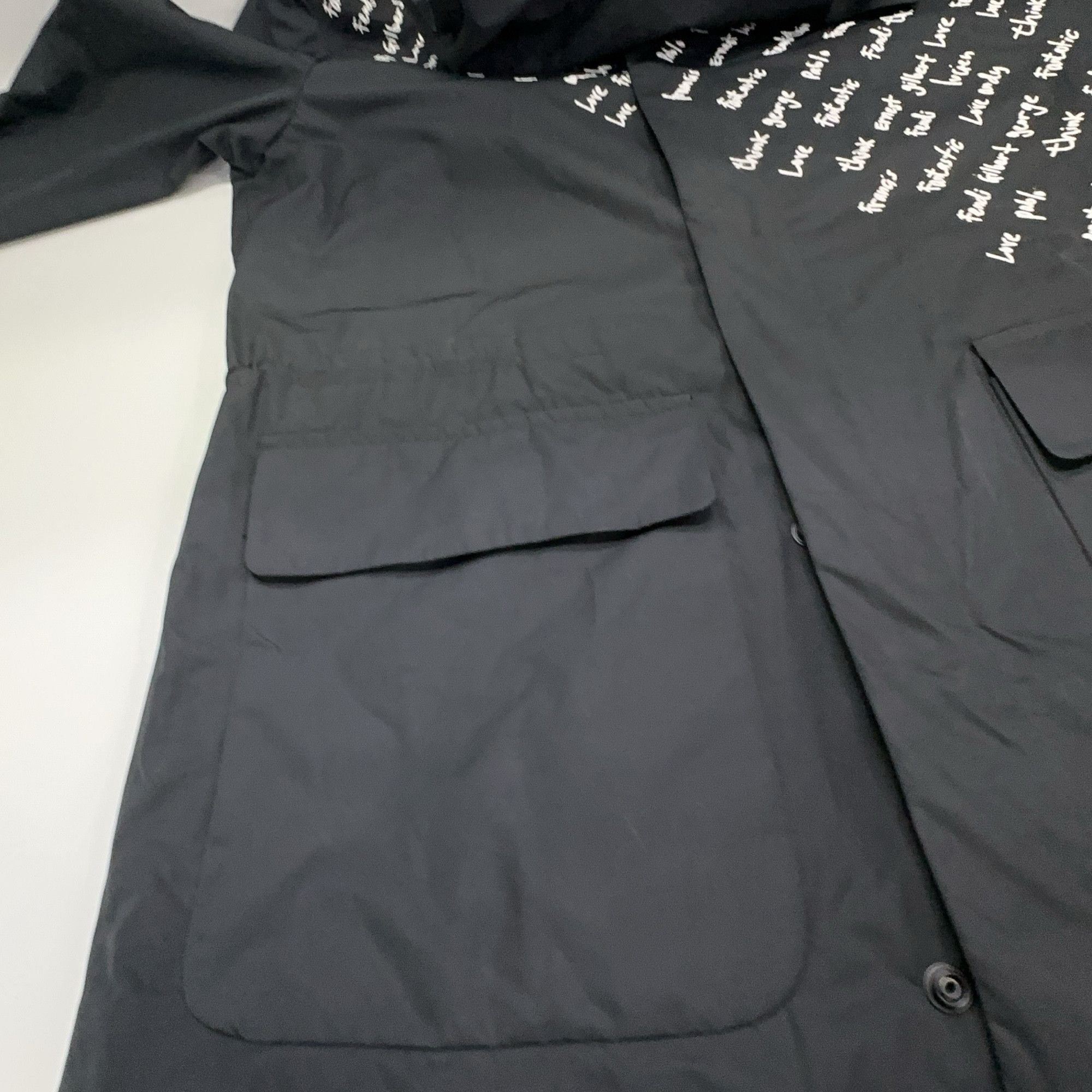 Fendi Fendi Graffiti Print Raincoat Size M Size US M / EU 48-50 / 2 - 11 Thumbnail