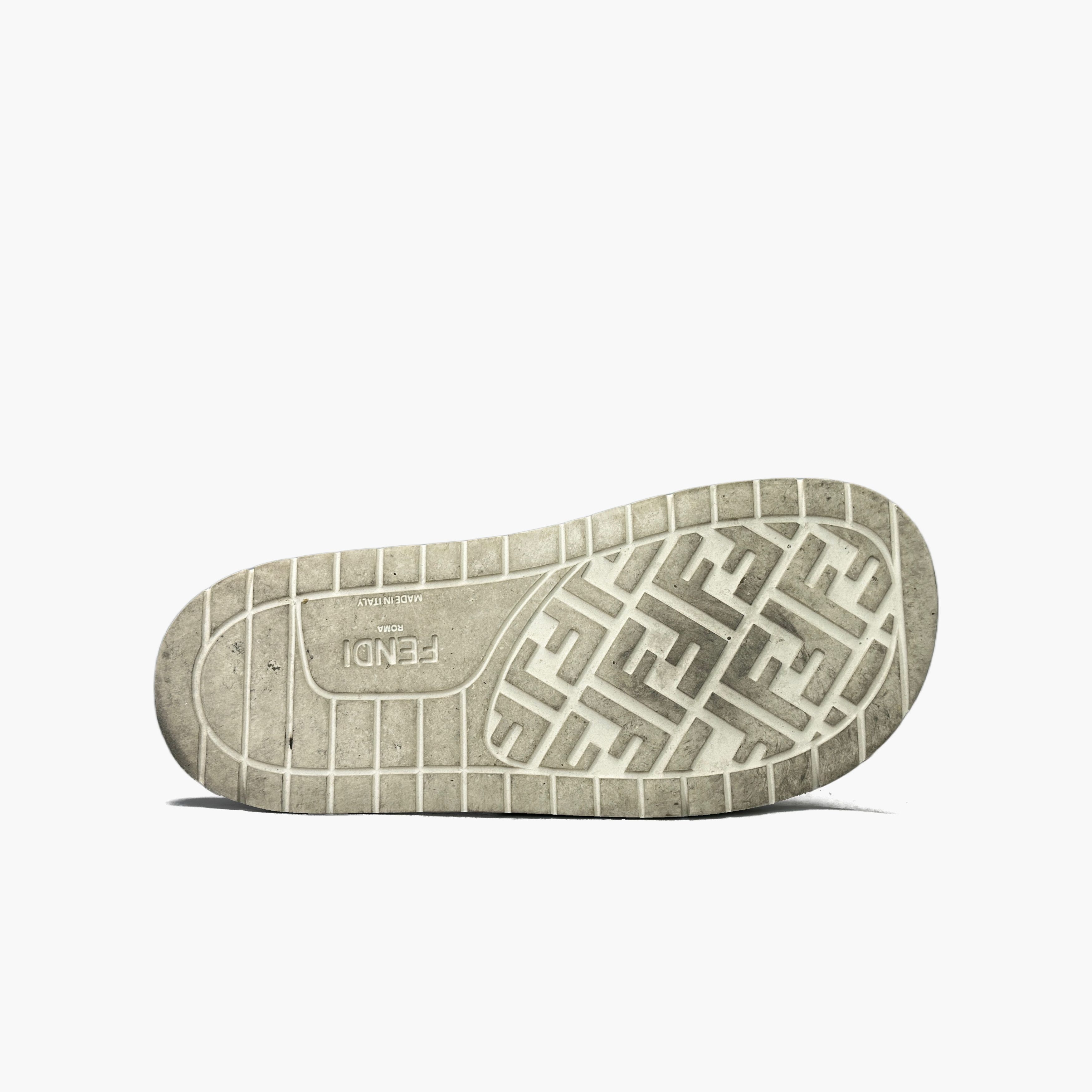 Fendi Fendi FF Monogram Slides Size 40 Size US 7 / EU 40 - 7 Thumbnail
