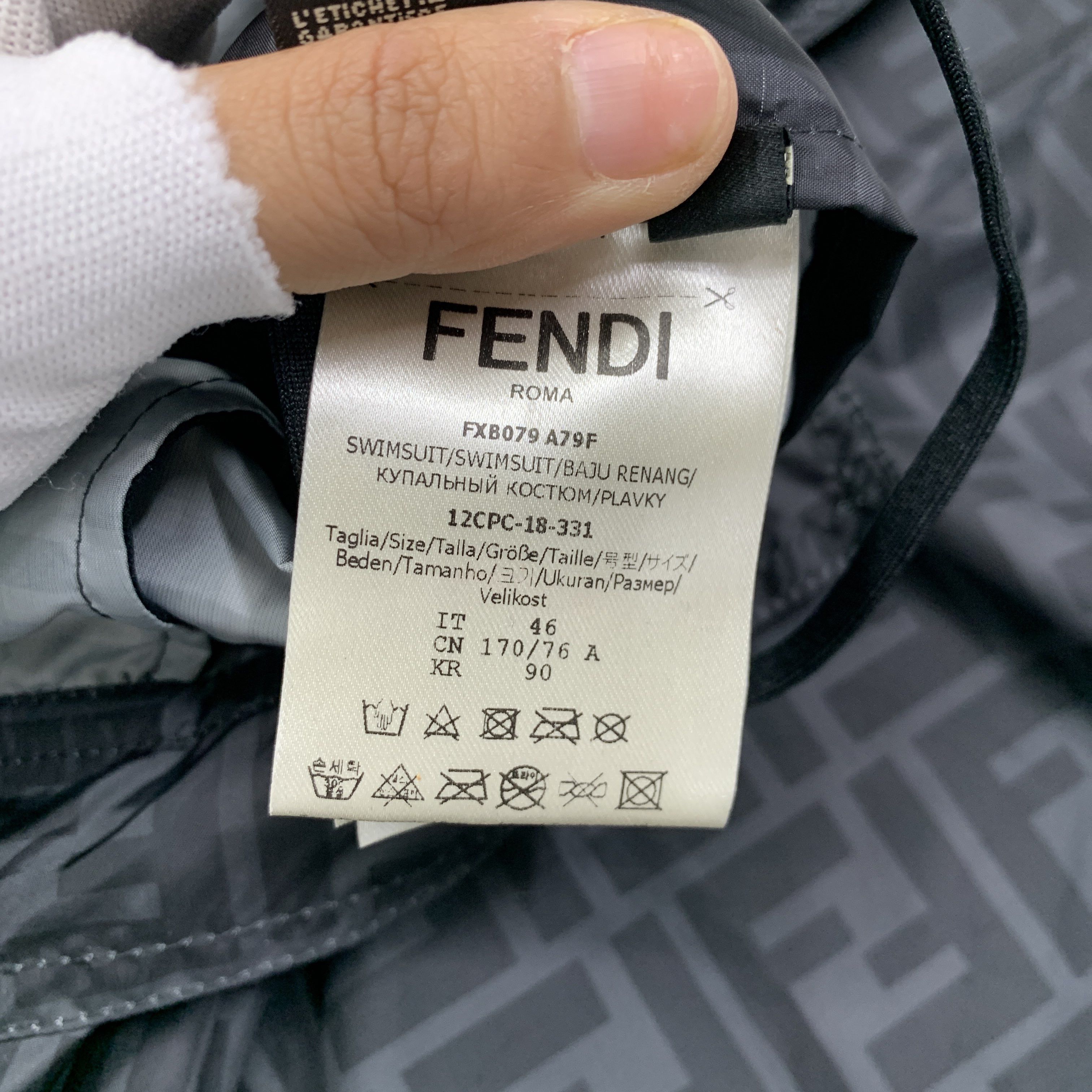 Fendi Fendi FF Logo Swim Shorts Size 30 Size US 30 / EU 46 - 4 Thumbnail