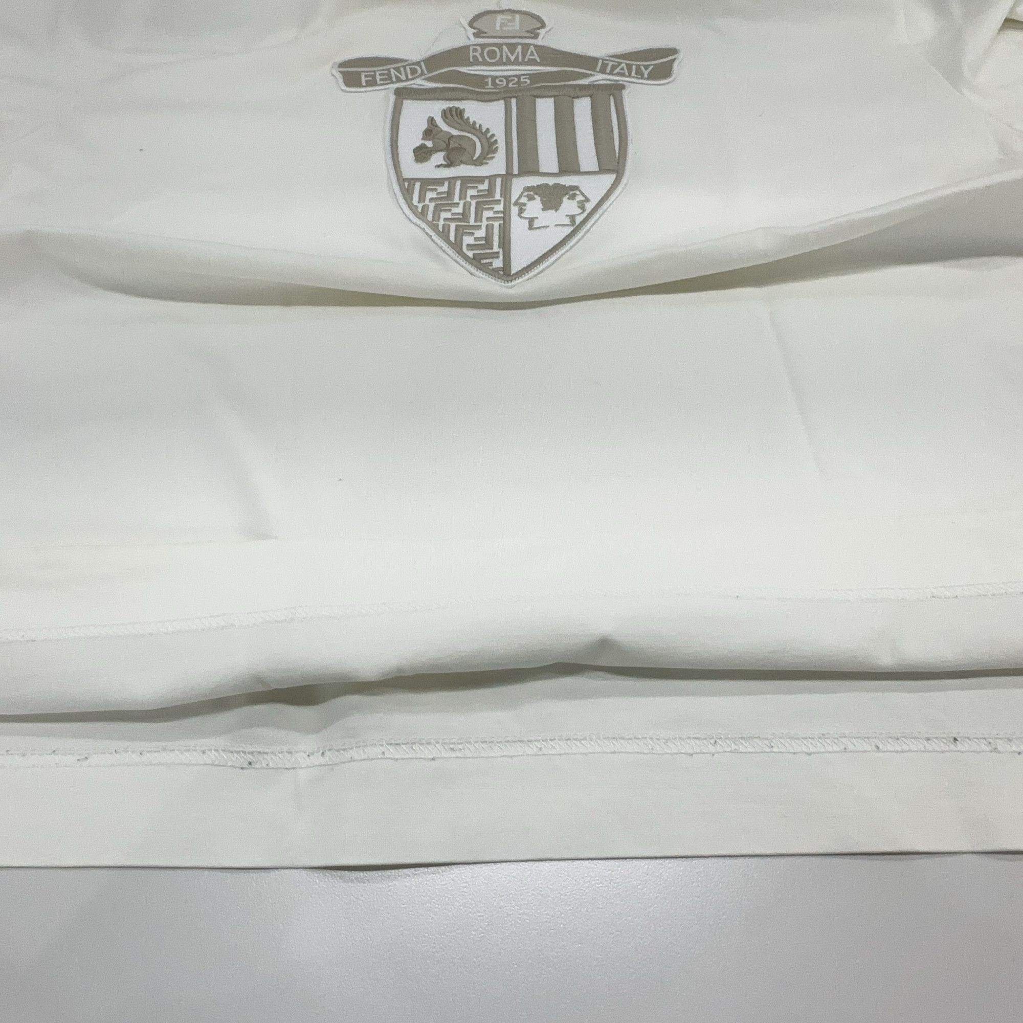 Fendi Fendi Crest Logo Short Sleeve T-Shirt Size XL Size US XL / EU 56 / 4 - 6 Thumbnail