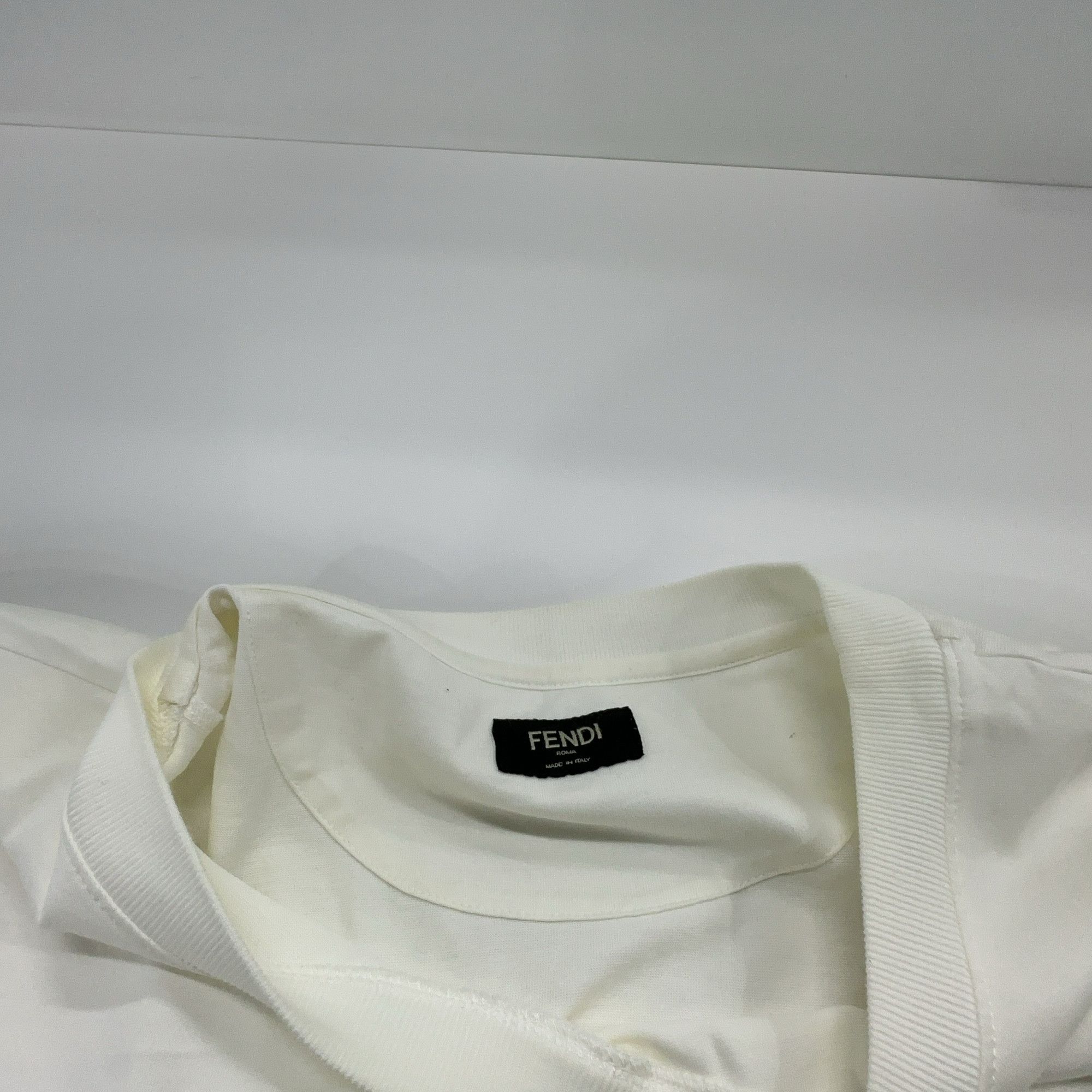 Fendi Fendi Crest Logo Short Sleeve T-Shirt Size XL Size US XL / EU 56 / 4 - 5 Thumbnail