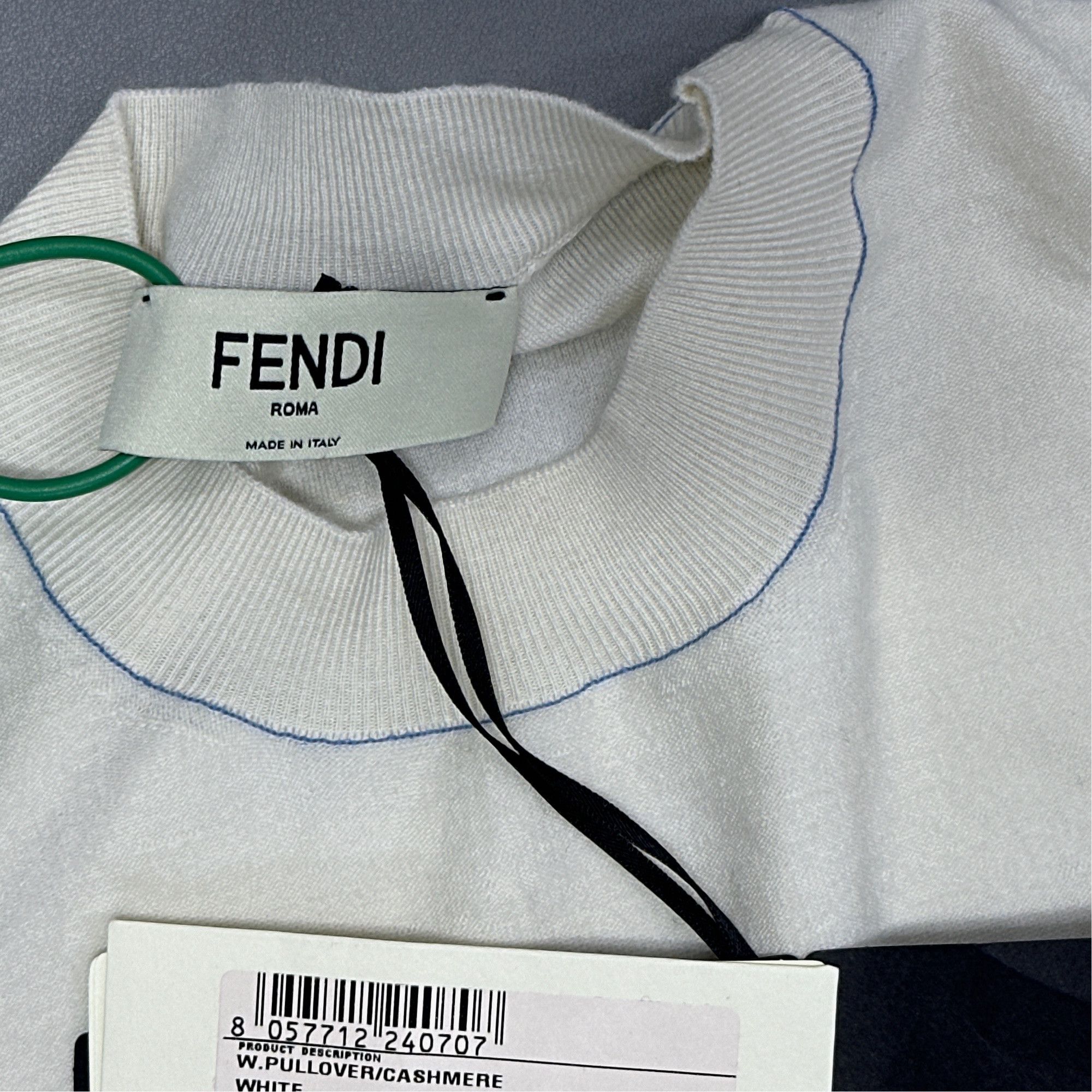 Fendi Fendi Logo Cashmere Sweater Size 38 Size XS / US 0-2 / IT 36-38 - 2 Thumbnail