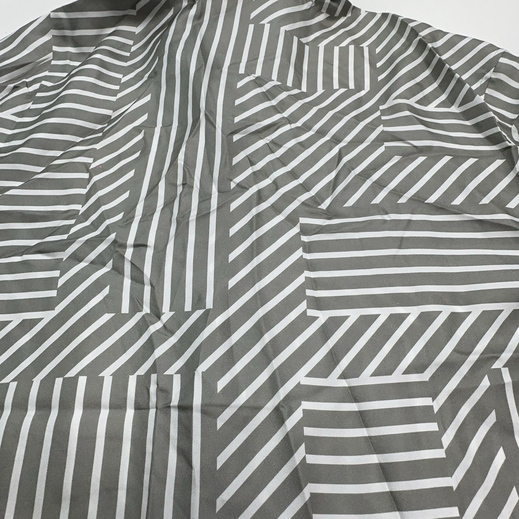 Fendi Fendi Macro FF Shadow Striped Silk Shirt Size L Size US L / EU 52-54 / 3 - 6 Thumbnail