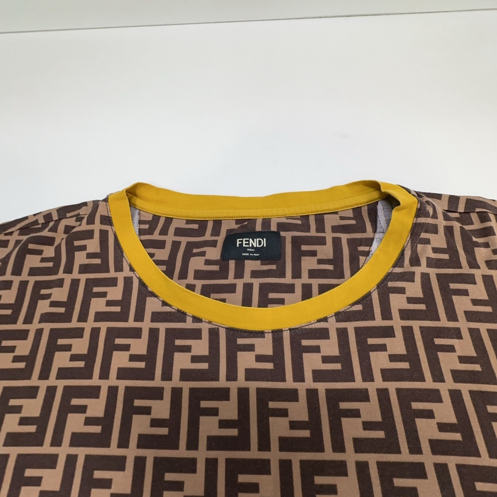 Fendi Fendi Zucca Print Logo T-Shirt Size L Size US L / EU 52-54 / 3 - 7 Thumbnail