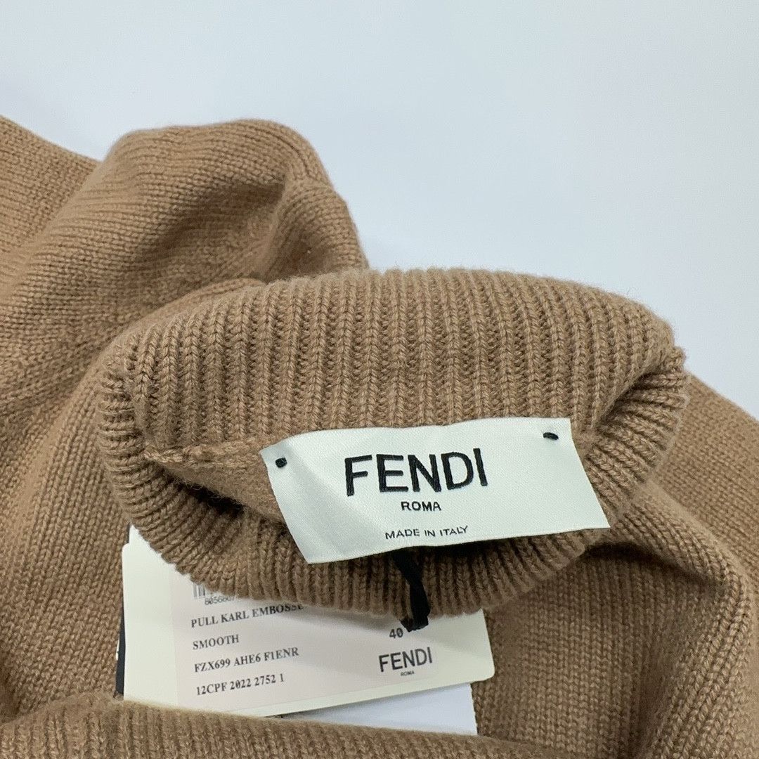 Fendi Fendi Logo Cashmere Turtleneck Sweater Size IT 40 Size S / US 4 / IT 40 - 5 Thumbnail