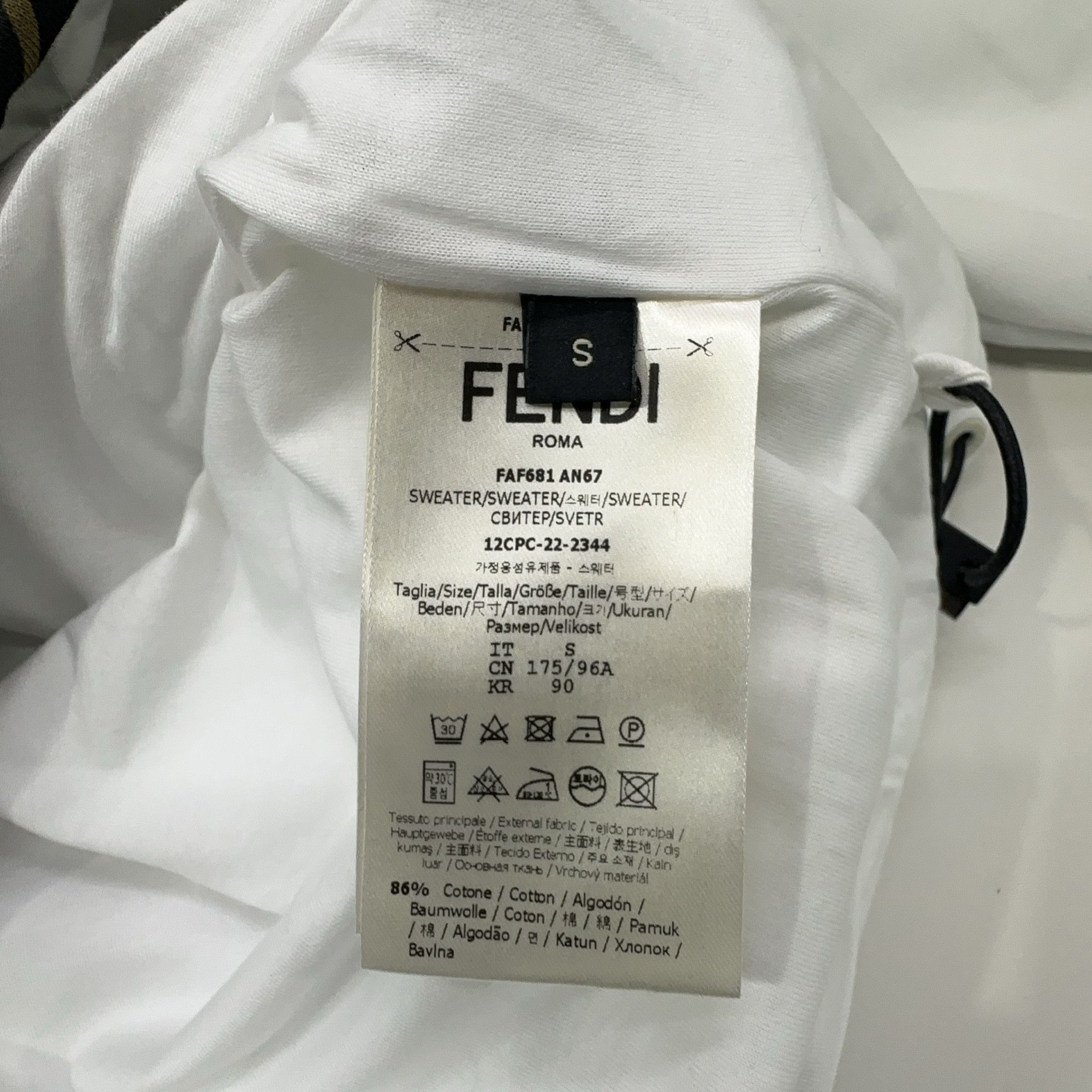 Fendi Fendi FF Logo Panel Hoodie Size S Size US S / EU 44-46 / 1 - 5 Thumbnail