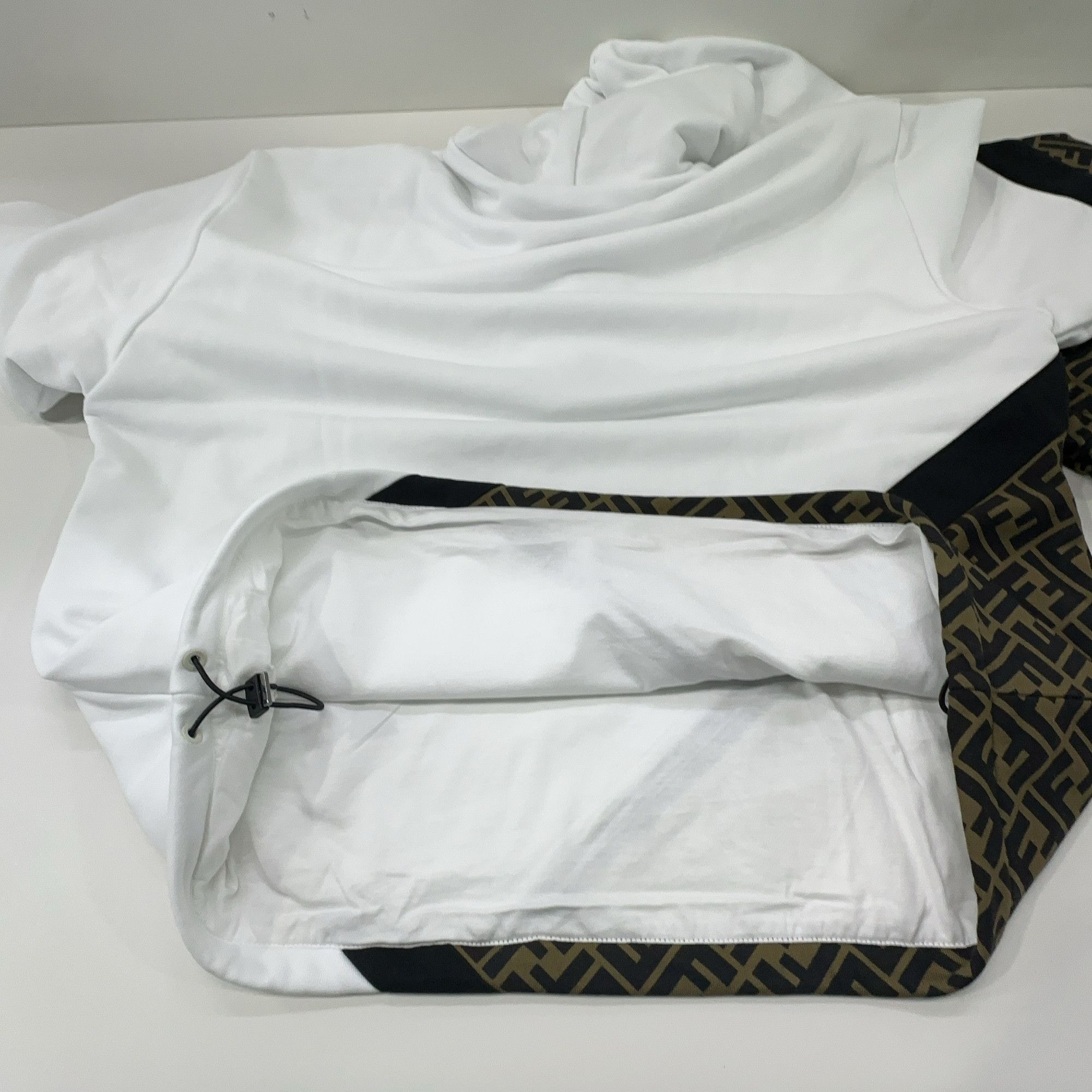 Fendi Fendi FF Logo Panel Hoodie Size S Size US S / EU 44-46 / 1 - 8 Thumbnail