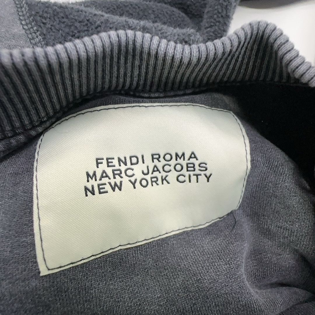 Fendi Fendi x Marc Jacobs Fendi Roma Sweatshirt Size S Size US S / EU 44-46 / 1 - 2 Thumbnail