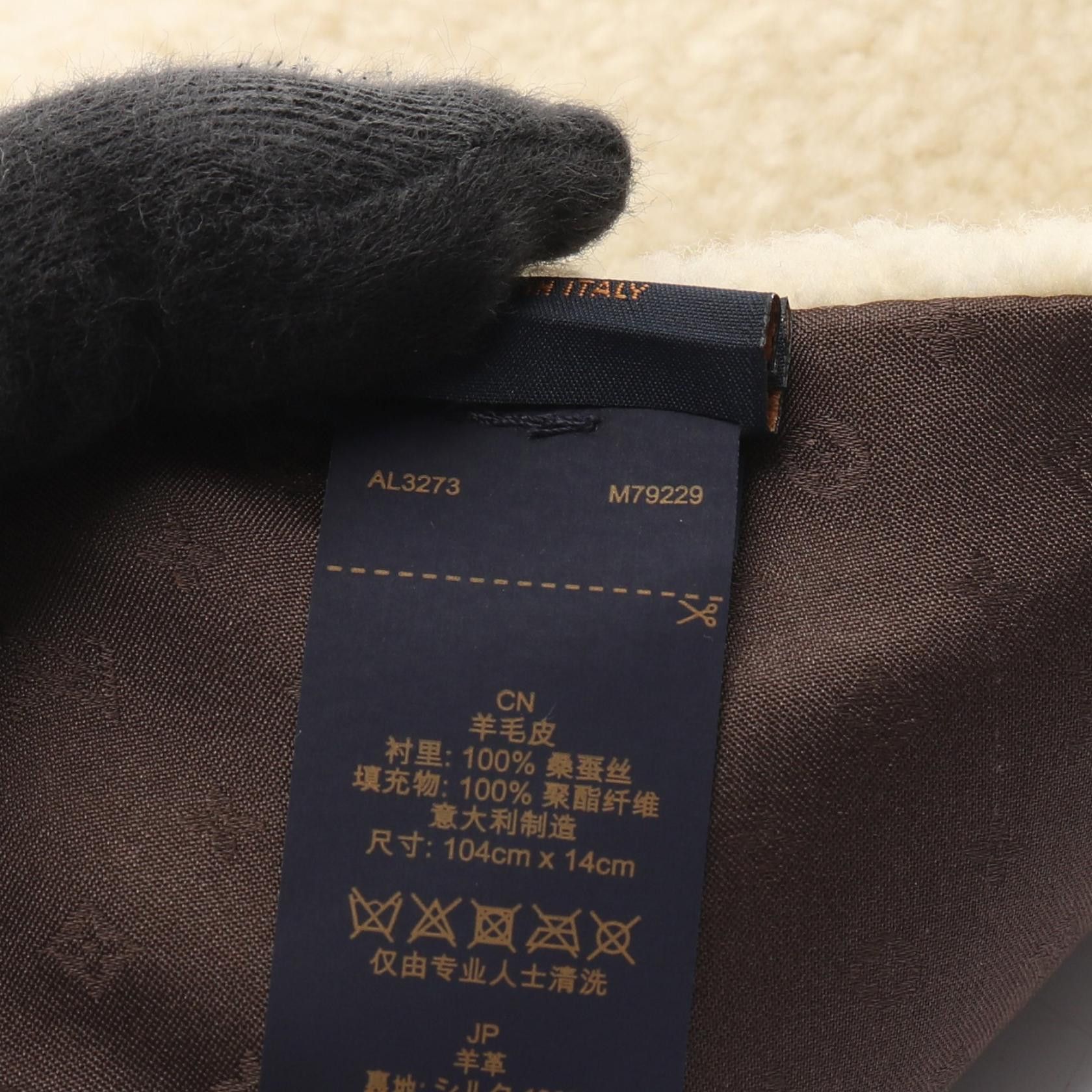 Louis Vuitton Louis Vuitton Louis Vuitton Echarpe Ski Silk Shearling Scarf Textile Scarf M79229 DUTY FREE for USA Size ONE SIZE - 5 Thumbnail