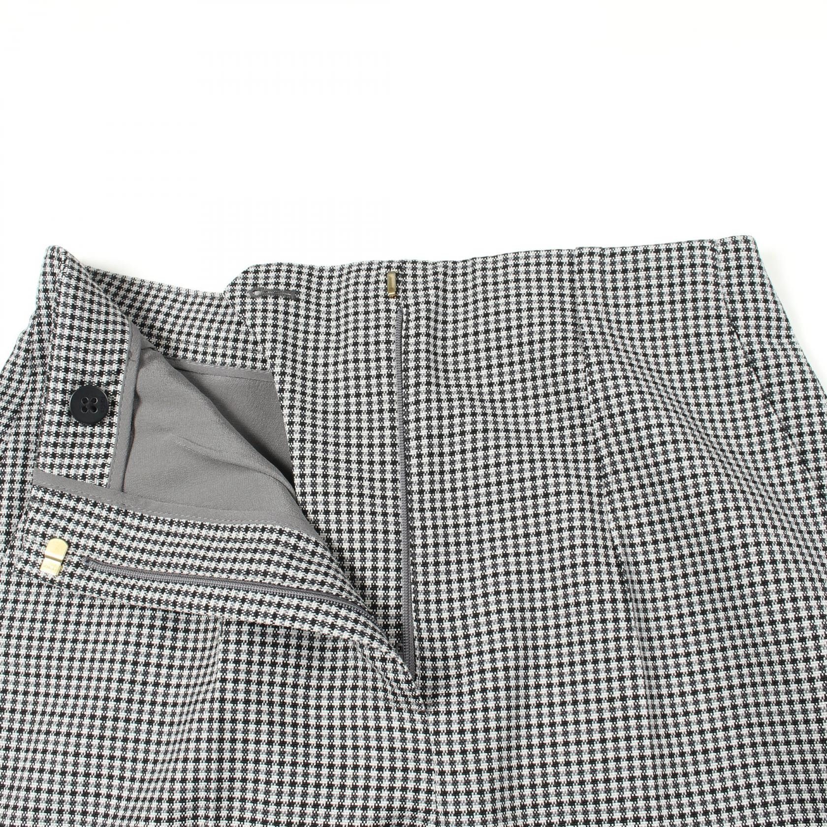Fendi Fendi Fendi Wool Shorts Textile Pants FR6398 DUTY FREE for USA Size ONE SIZE - 5 Thumbnail