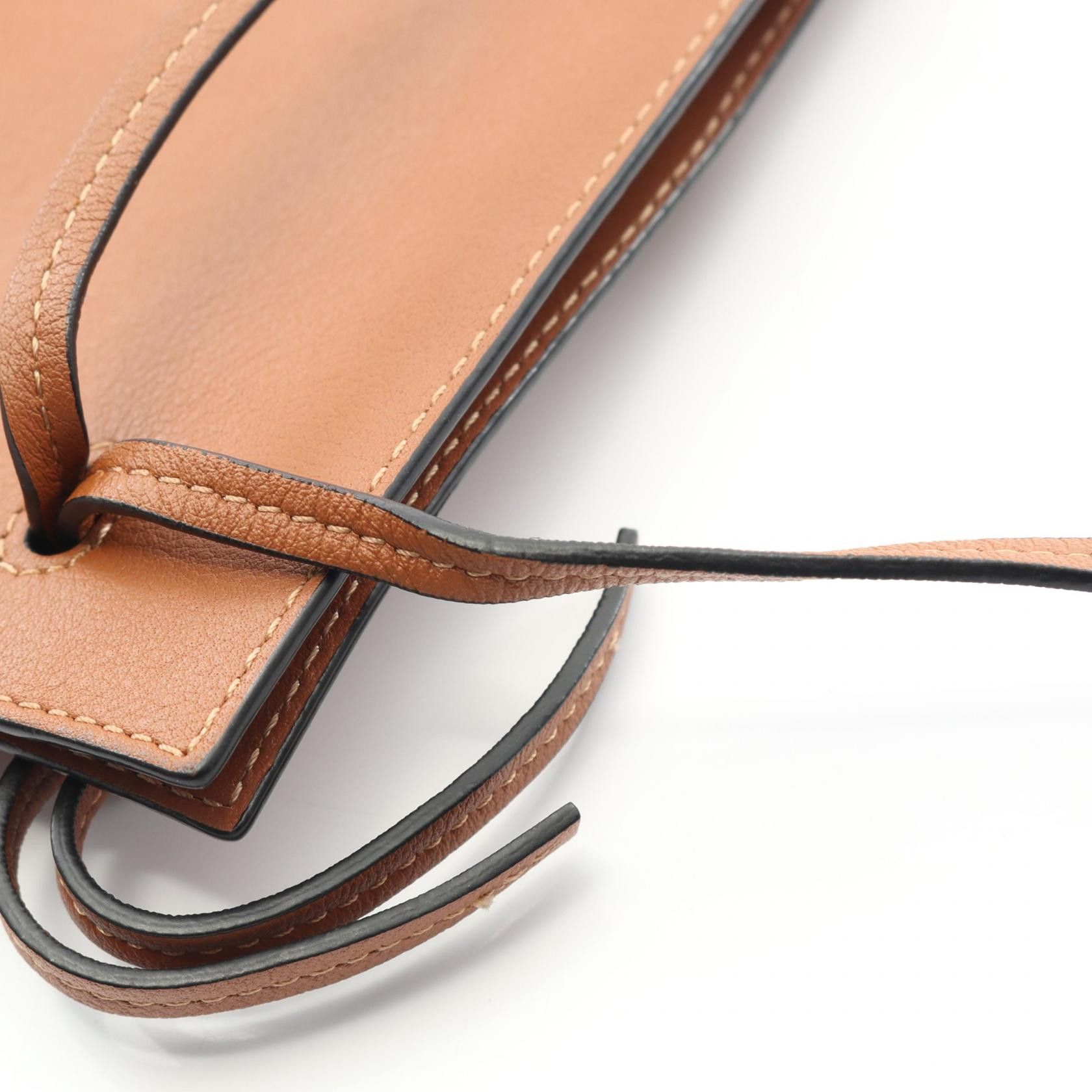 Loewe Loewe Loewe Dice Pocket Leather Shoulder Bag Leather Shoulder Bag DUTY FREE for USA Size ONE SIZE - 7 Thumbnail