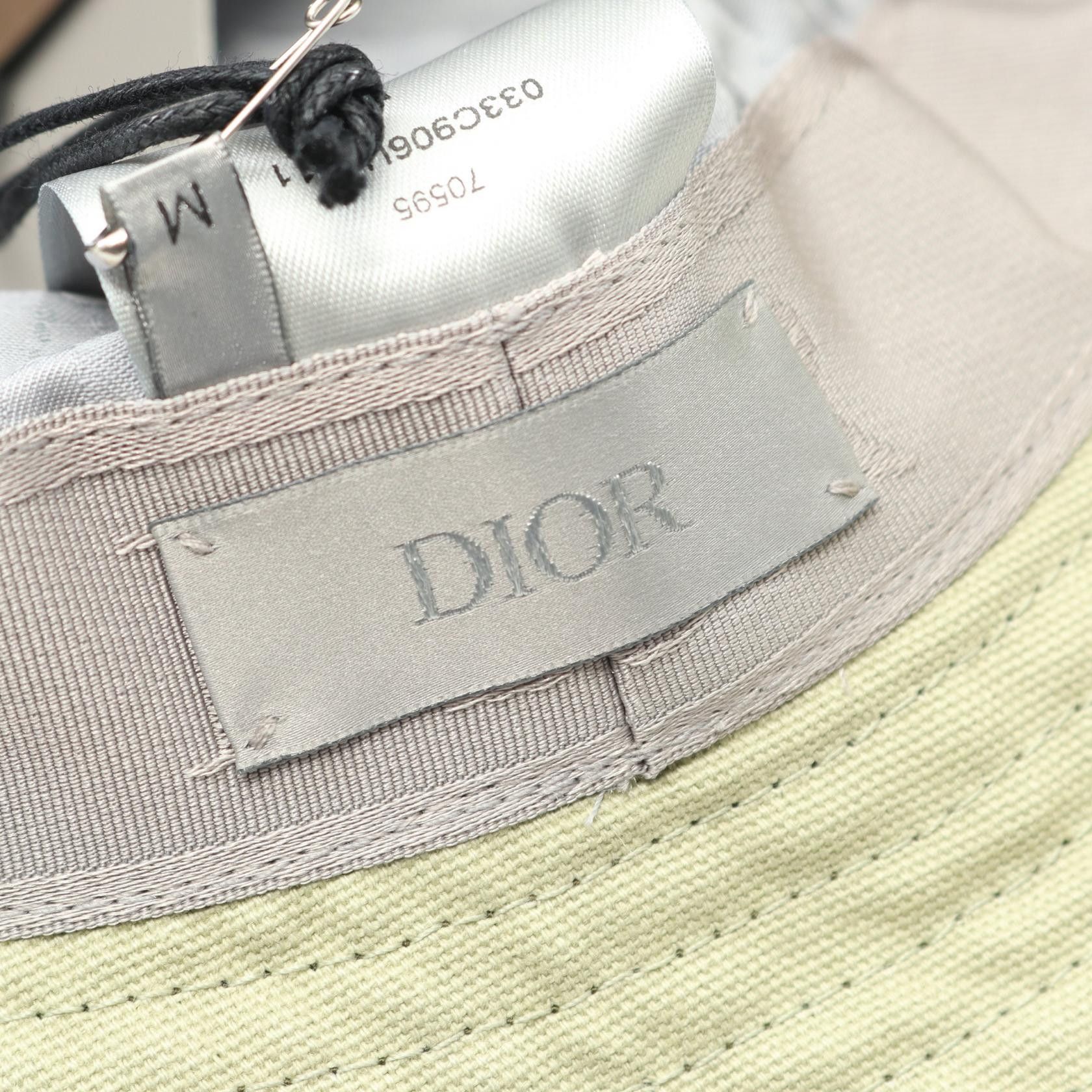 Dior Dior Dior DIOR × TRAVIS SCOTT CACTUS JACK Cotton Bucket Hat Textile Hats DUTY FREE for USA Size ONE SIZE - 4 Thumbnail