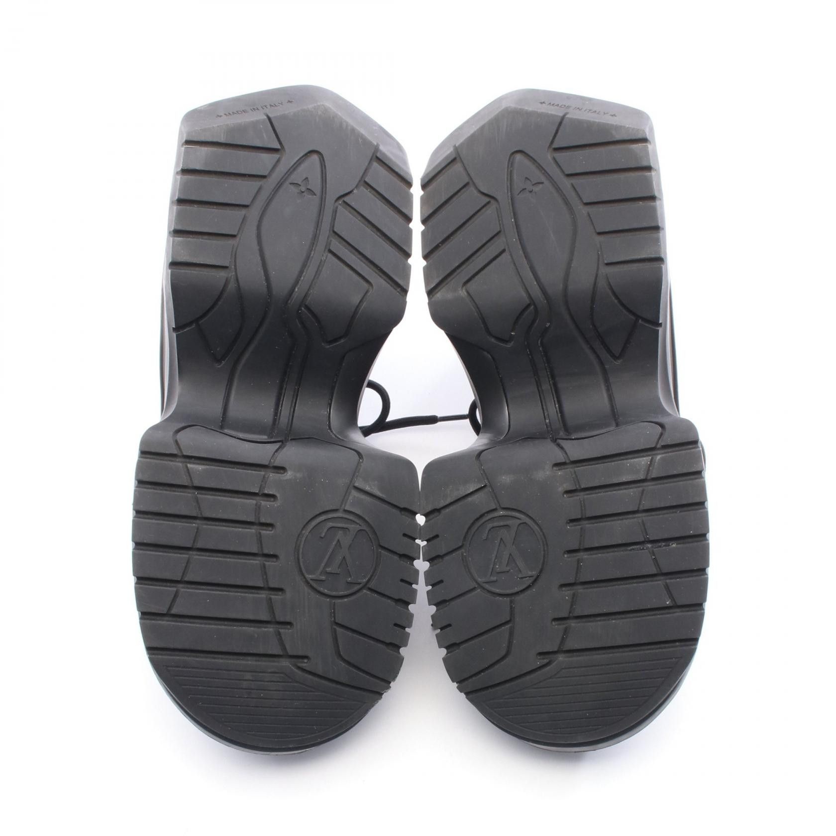 Louis Vuitton Louis Vuitton Louis Vuitton LV Archlight 2.0 Sneakers Textile Shoes DUTY FREE for USA Size ONE SIZE - 4 Thumbnail