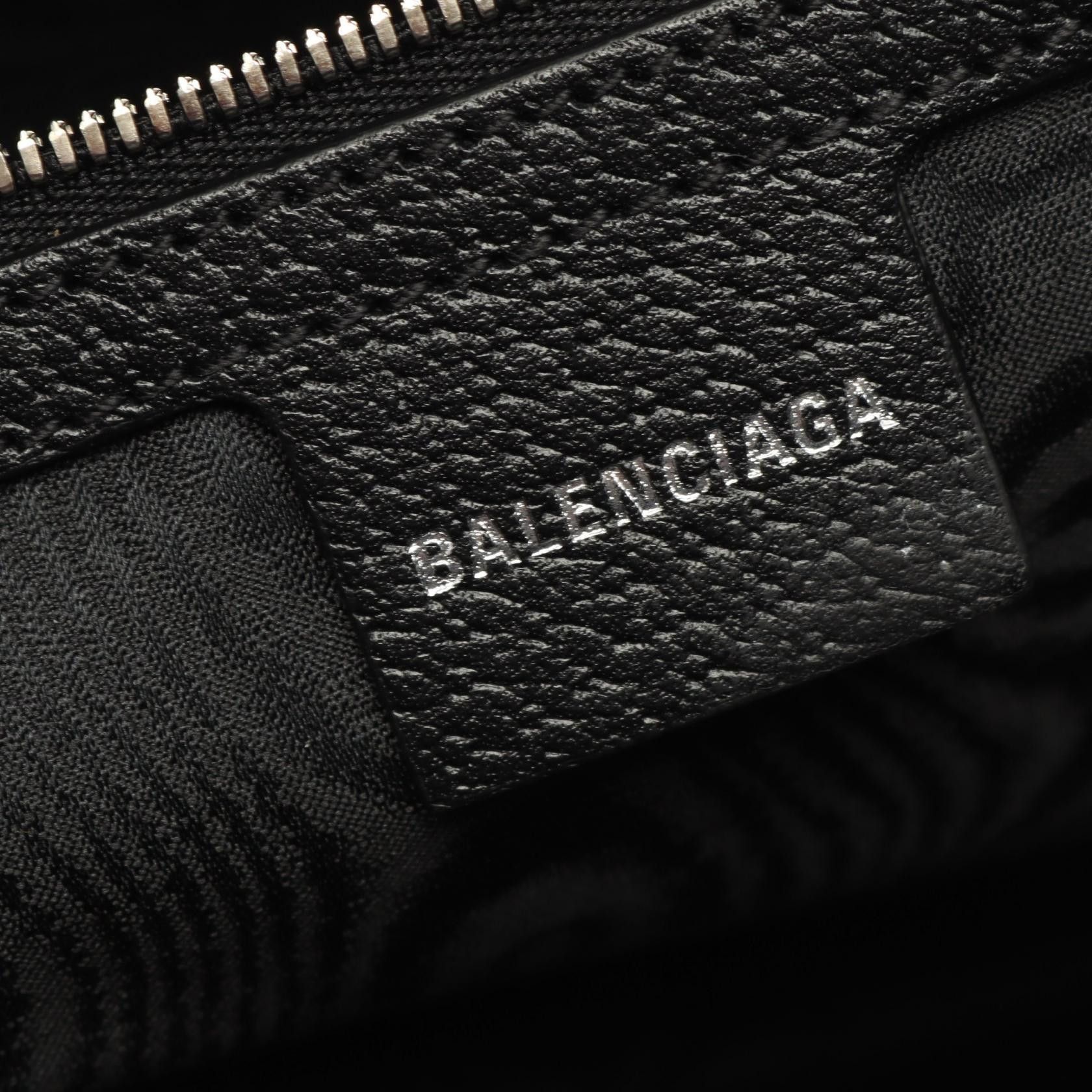 Balenciaga Balenciaga Balenciaga x Gucci The Hacker Project Large Tote Bag Textile Tote Bag 680127 DUTY FREE for USA Size ONE SIZE - 4 Thumbnail