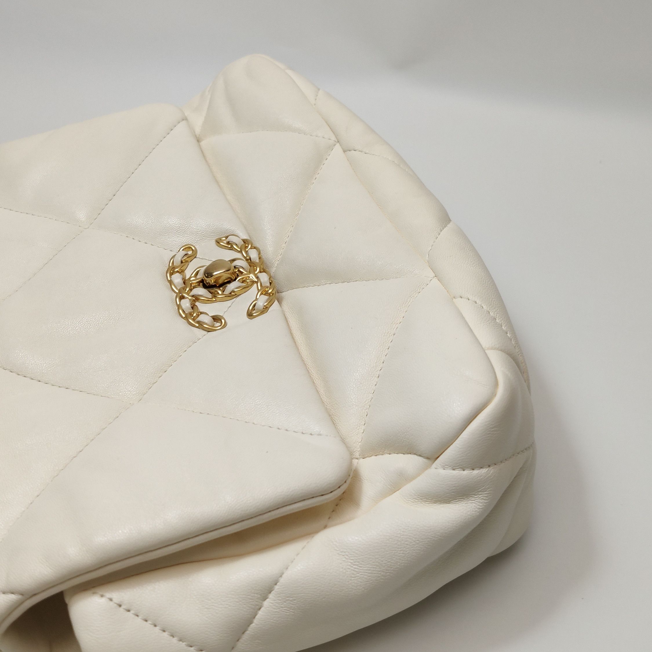 Chanel Chanel Women os Shoulder Bags Size ONE SIZE - 15 Thumbnail
