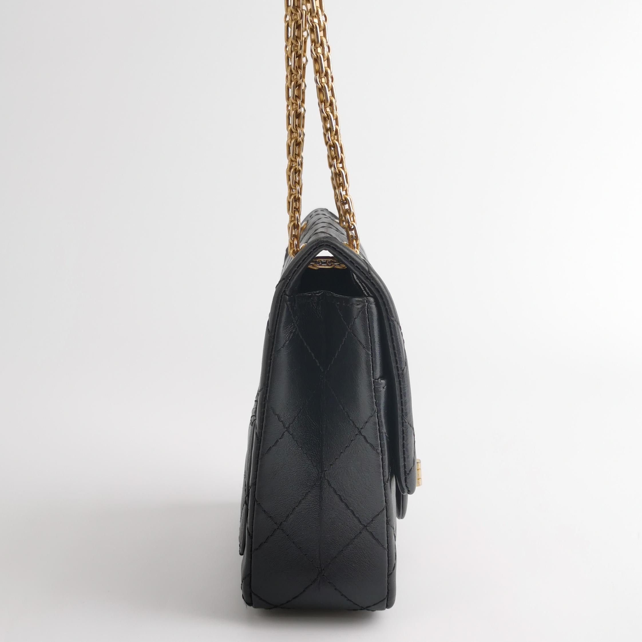 Chanel Chanel Women os Shoulder Bags Size ONE SIZE - 4 Thumbnail
