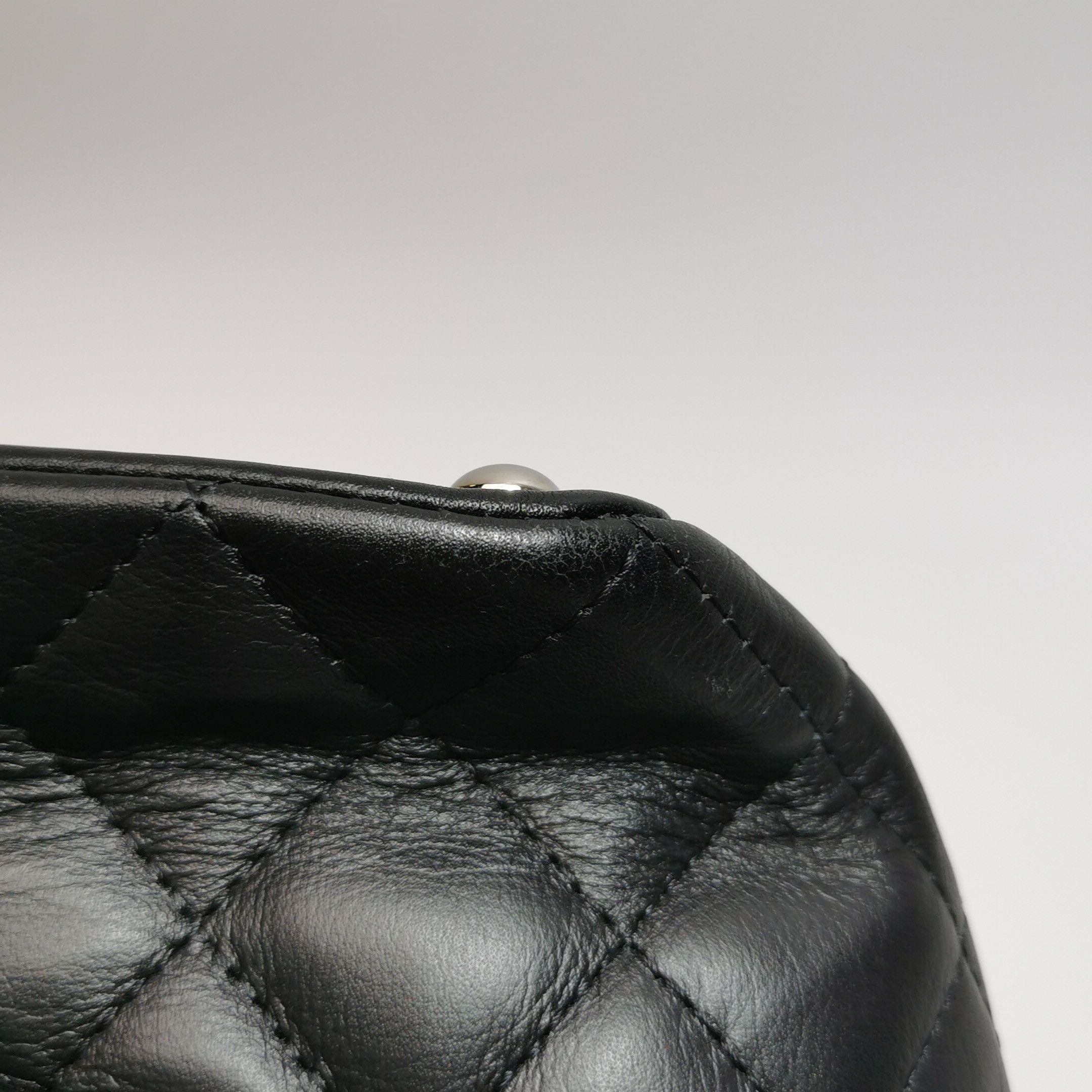 Chanel Chanel Women os Shoulder Bags Size ONE SIZE - 21 Thumbnail