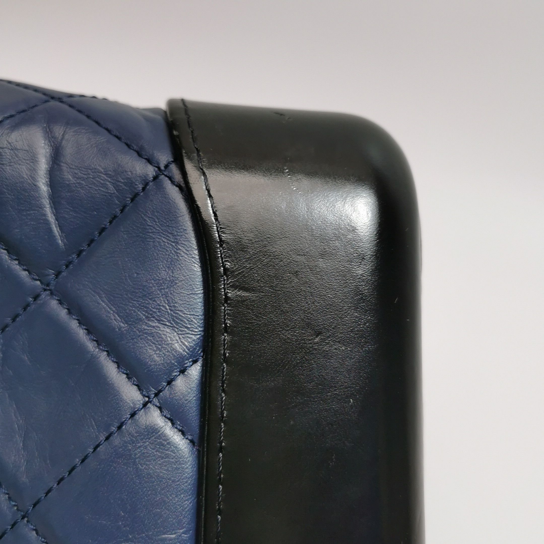 Chanel Chanel Women os Crossbody Bags Size ONE SIZE - 24 Thumbnail