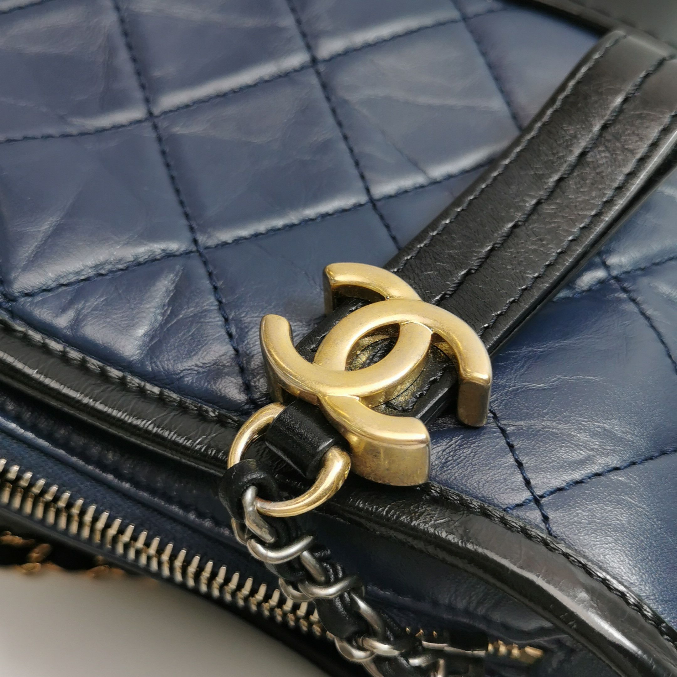 Chanel Chanel Women os Crossbody Bags Size ONE SIZE - 14 Thumbnail