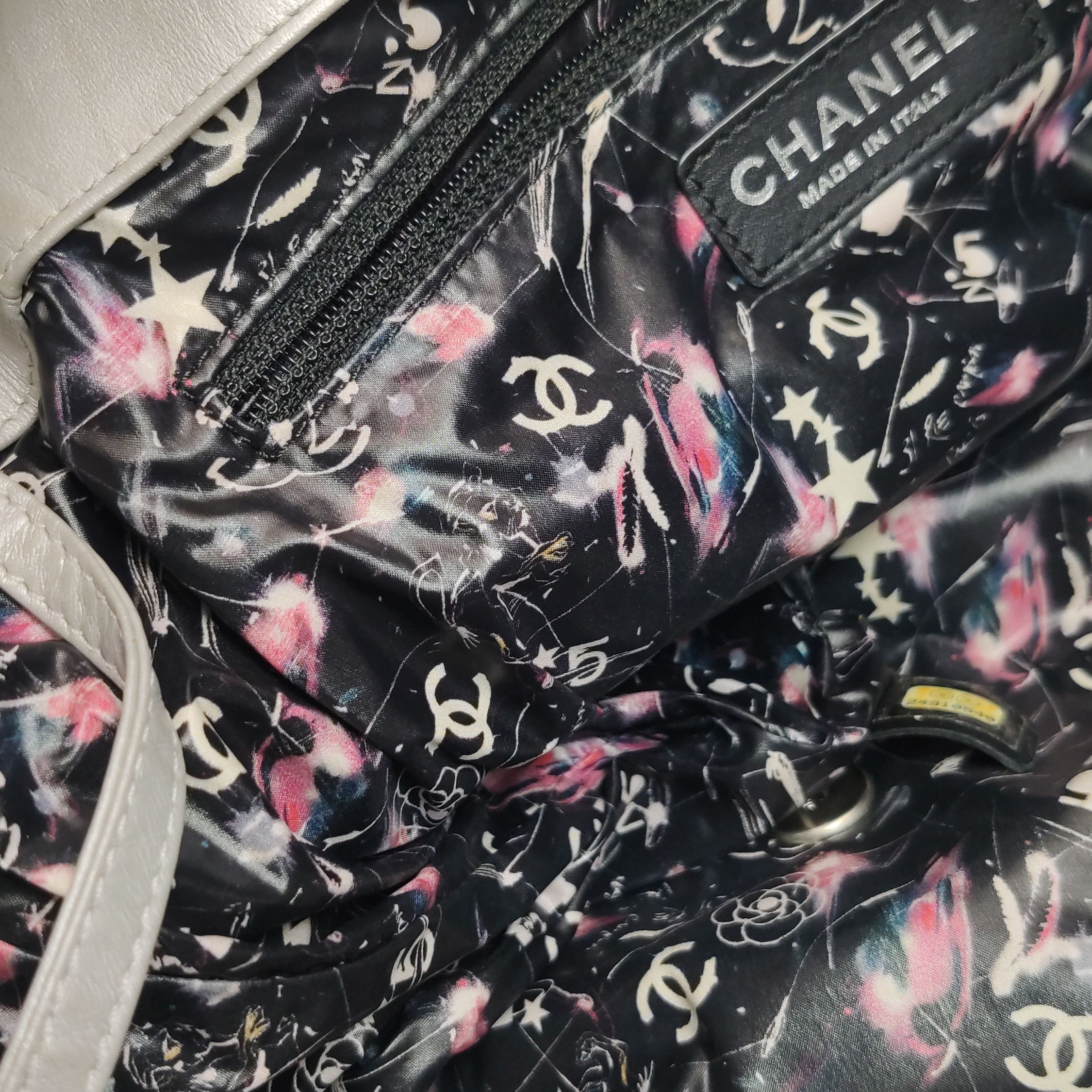 Chanel Chanel Women os Backpacks Size ONE SIZE - 10 Thumbnail