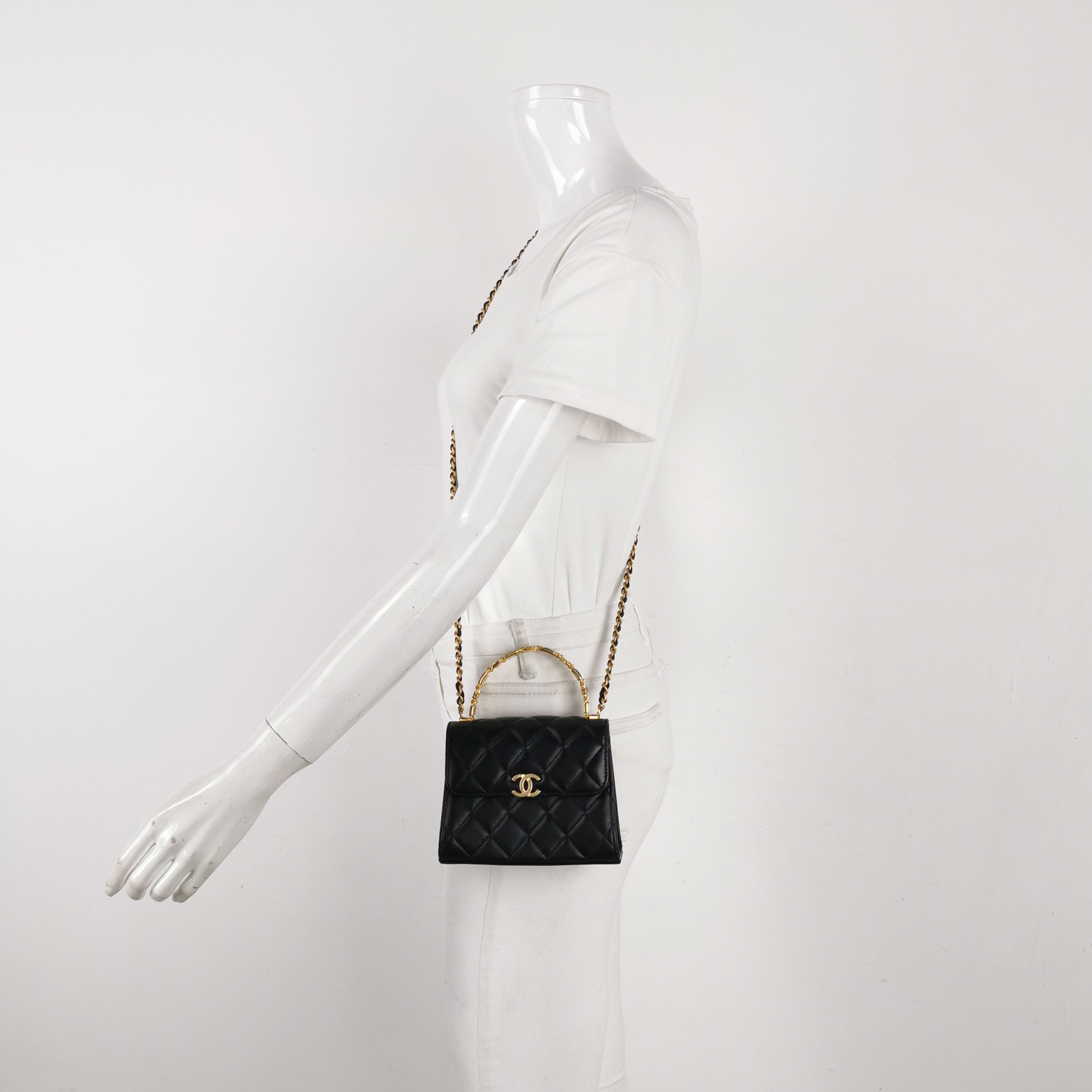 Chanel Chanel Women os Shoulder Bags Size ONE SIZE - 2 Thumbnail