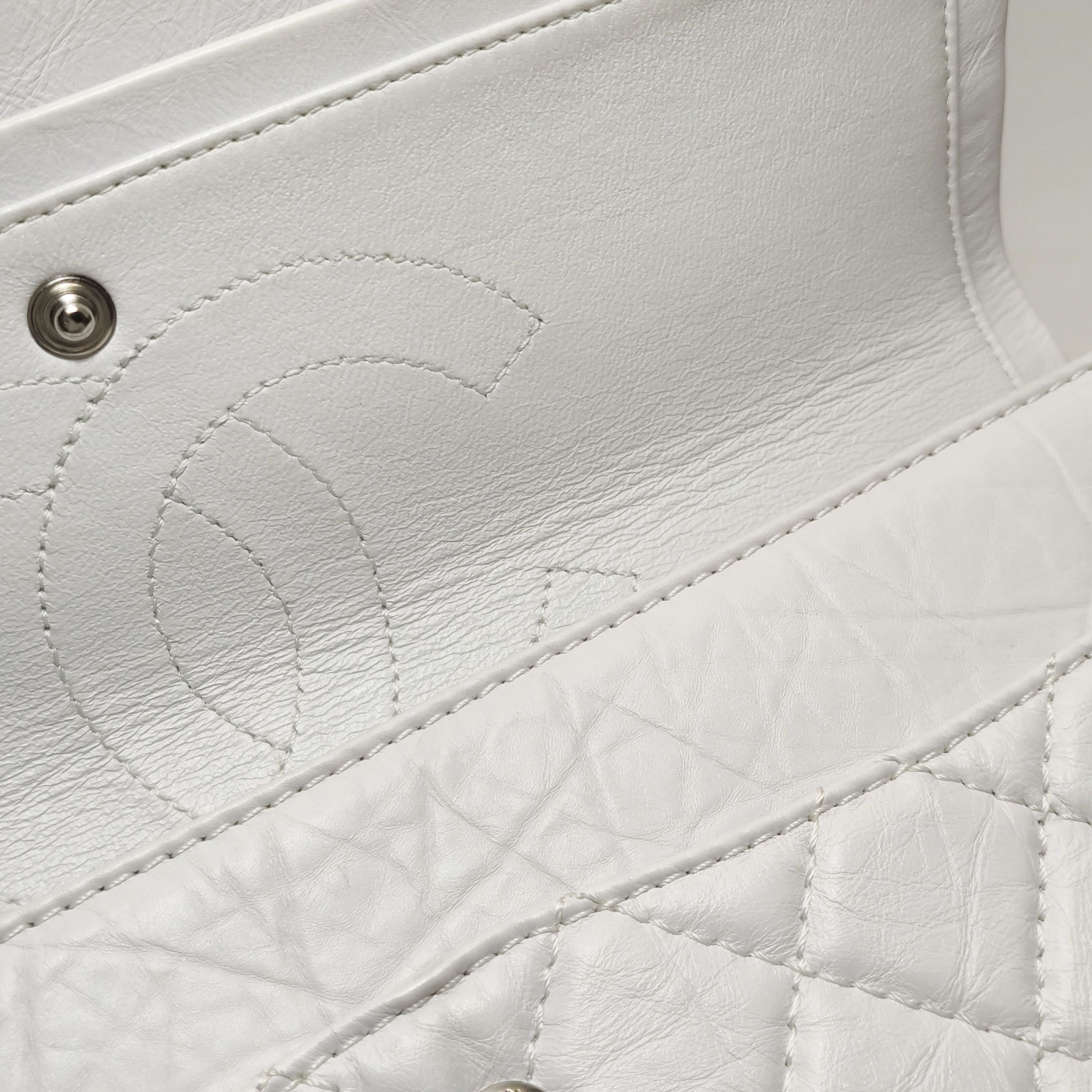 Chanel Chanel Women os Shoulder Bags Size ONE SIZE - 23 Thumbnail