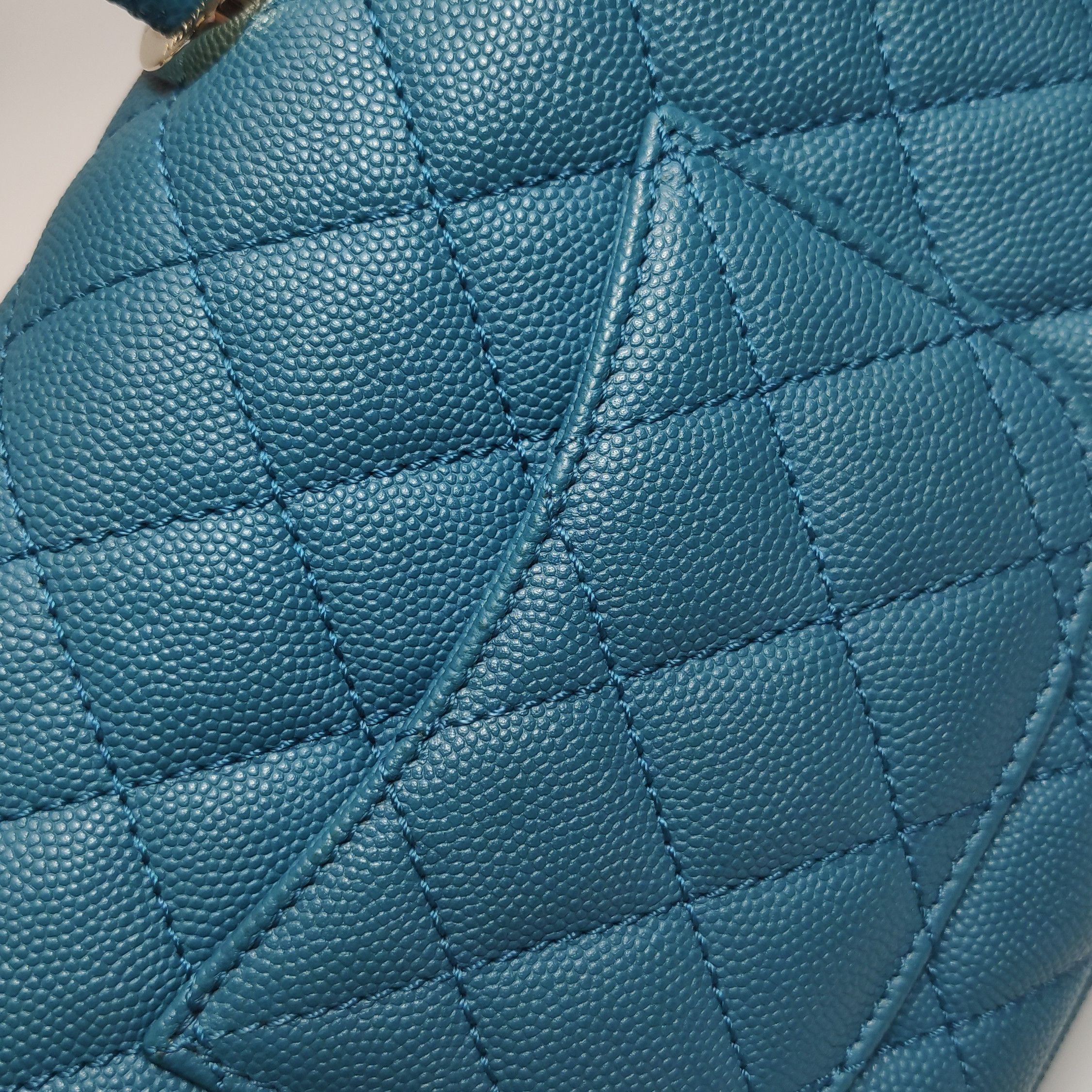 Chanel Chanel Women os Shoulder Bags Size ONE SIZE - 21 Thumbnail