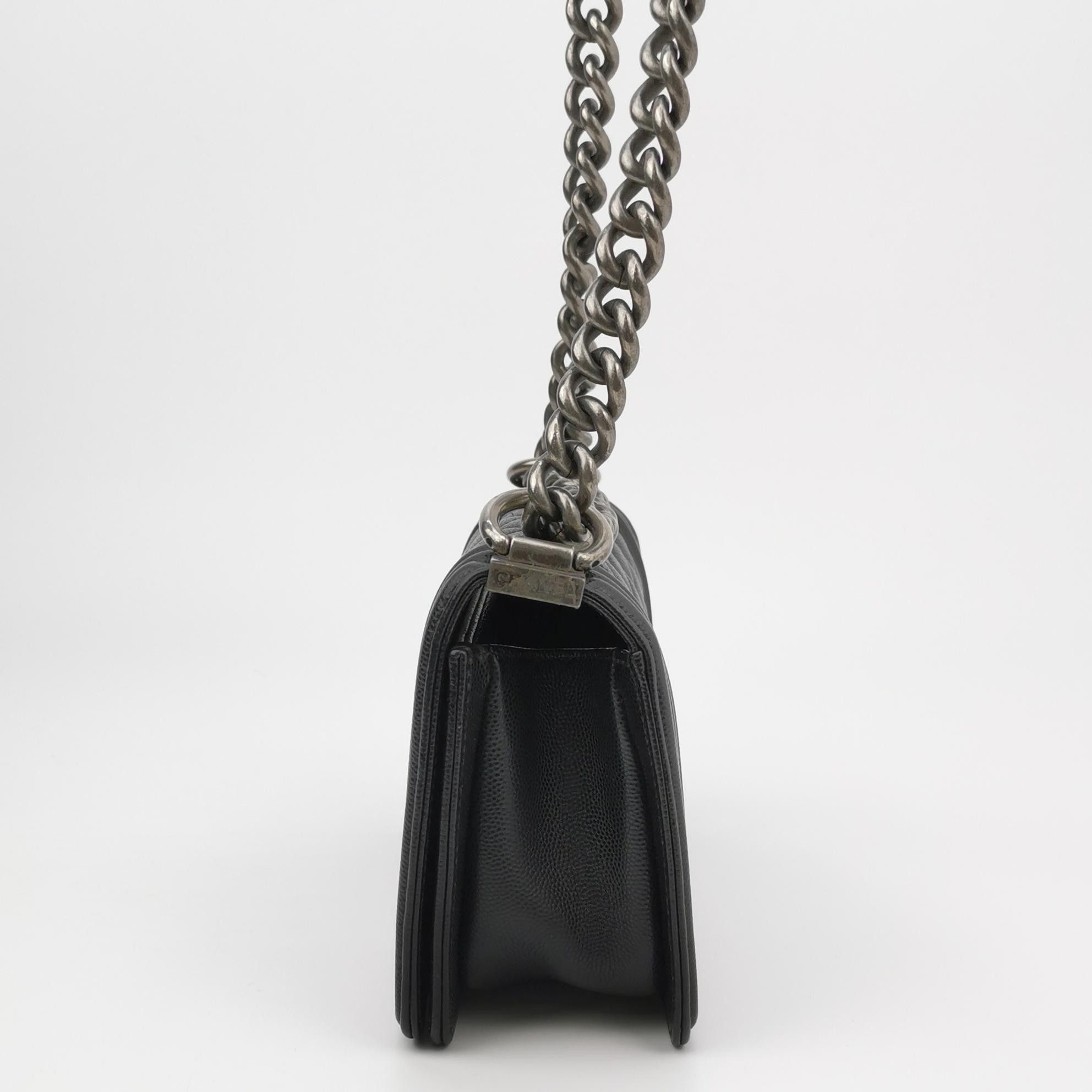 Chanel Chanel Women os Shoulder Bags Size ONE SIZE - 3 Thumbnail
