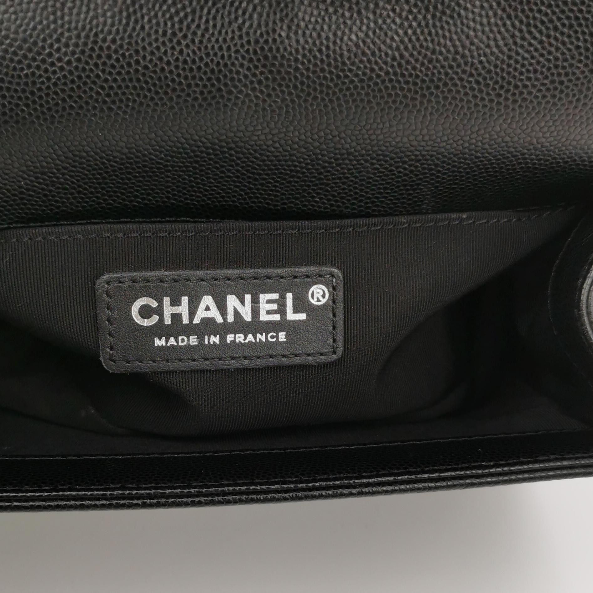 Chanel Chanel Women os Shoulder Bags Size ONE SIZE - 8 Thumbnail