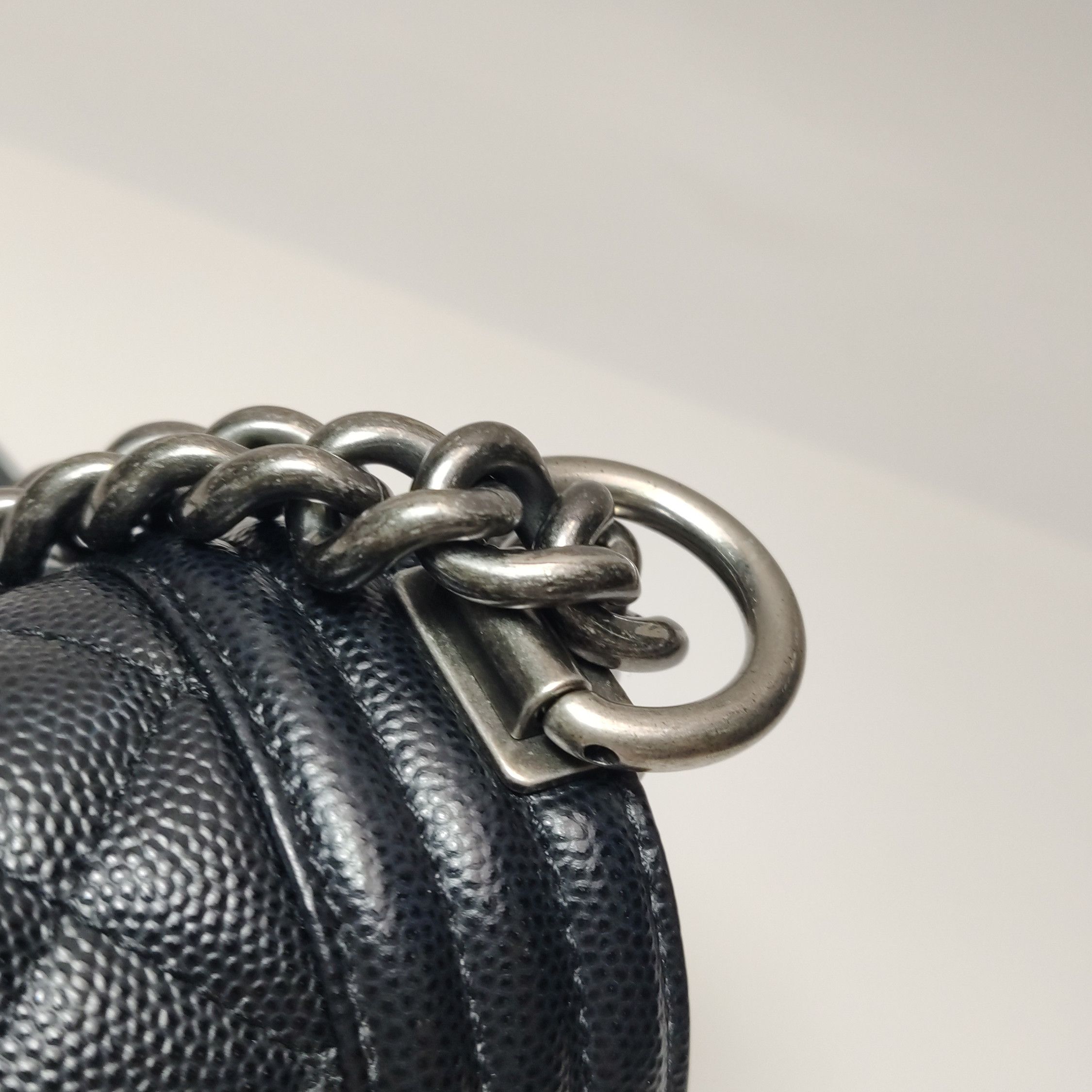 Chanel Chanel Women os Crossbody Bags Size ONE SIZE - 14 Thumbnail