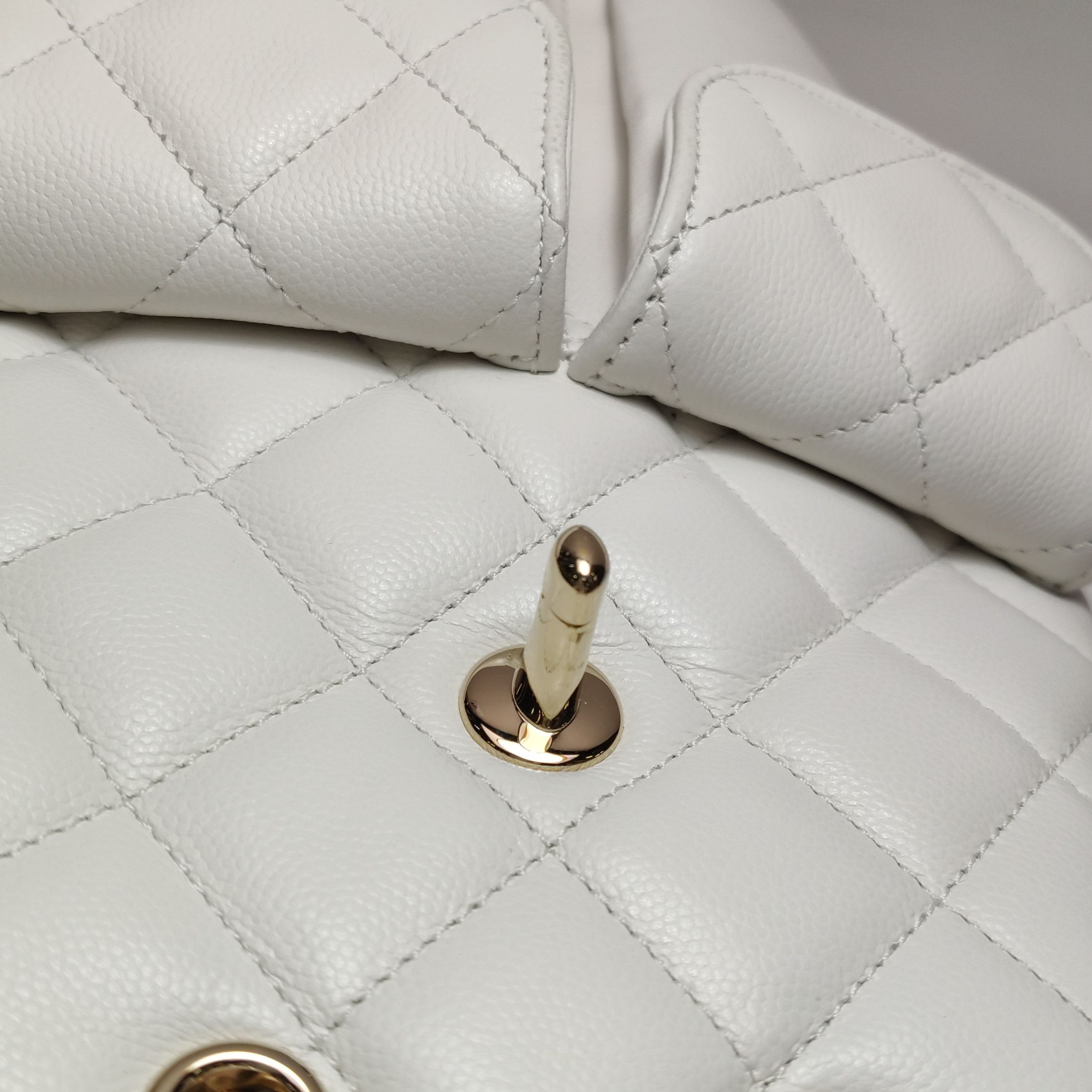 Chanel Chanel Women os Backpacks Size ONE SIZE - 13 Thumbnail