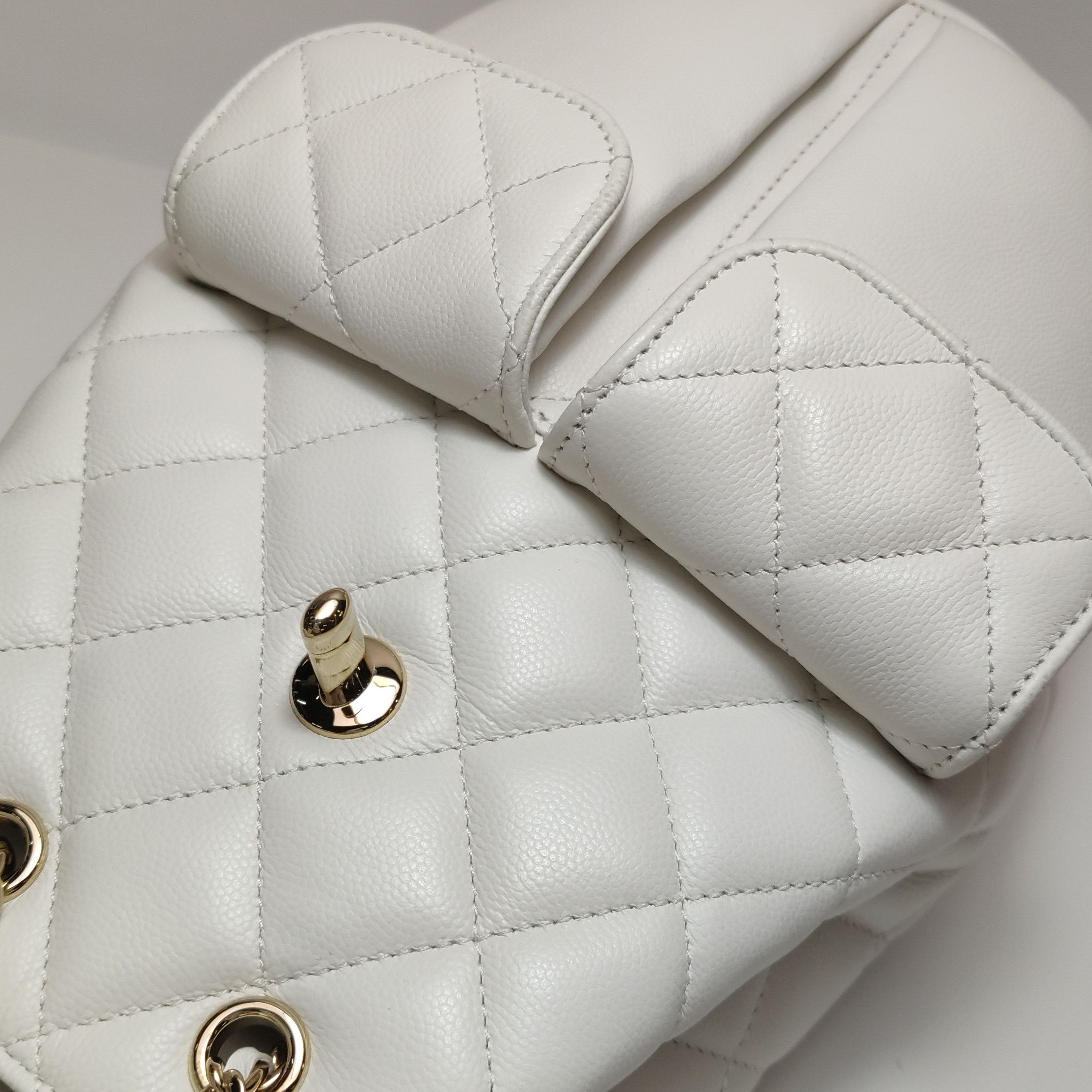 Chanel Chanel Women os Backpacks Size ONE SIZE - 16 Thumbnail