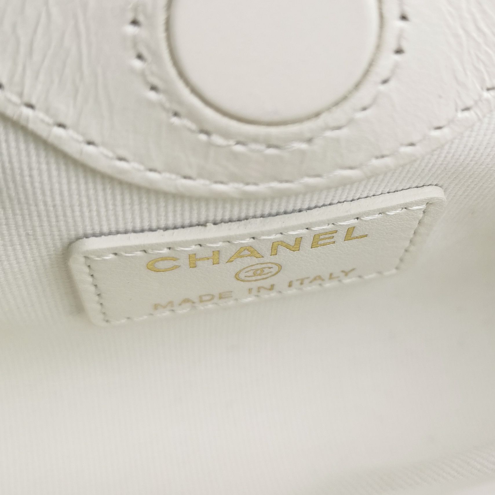 Chanel Chanel Women os Shoulder Bags Size ONE SIZE - 8 Thumbnail